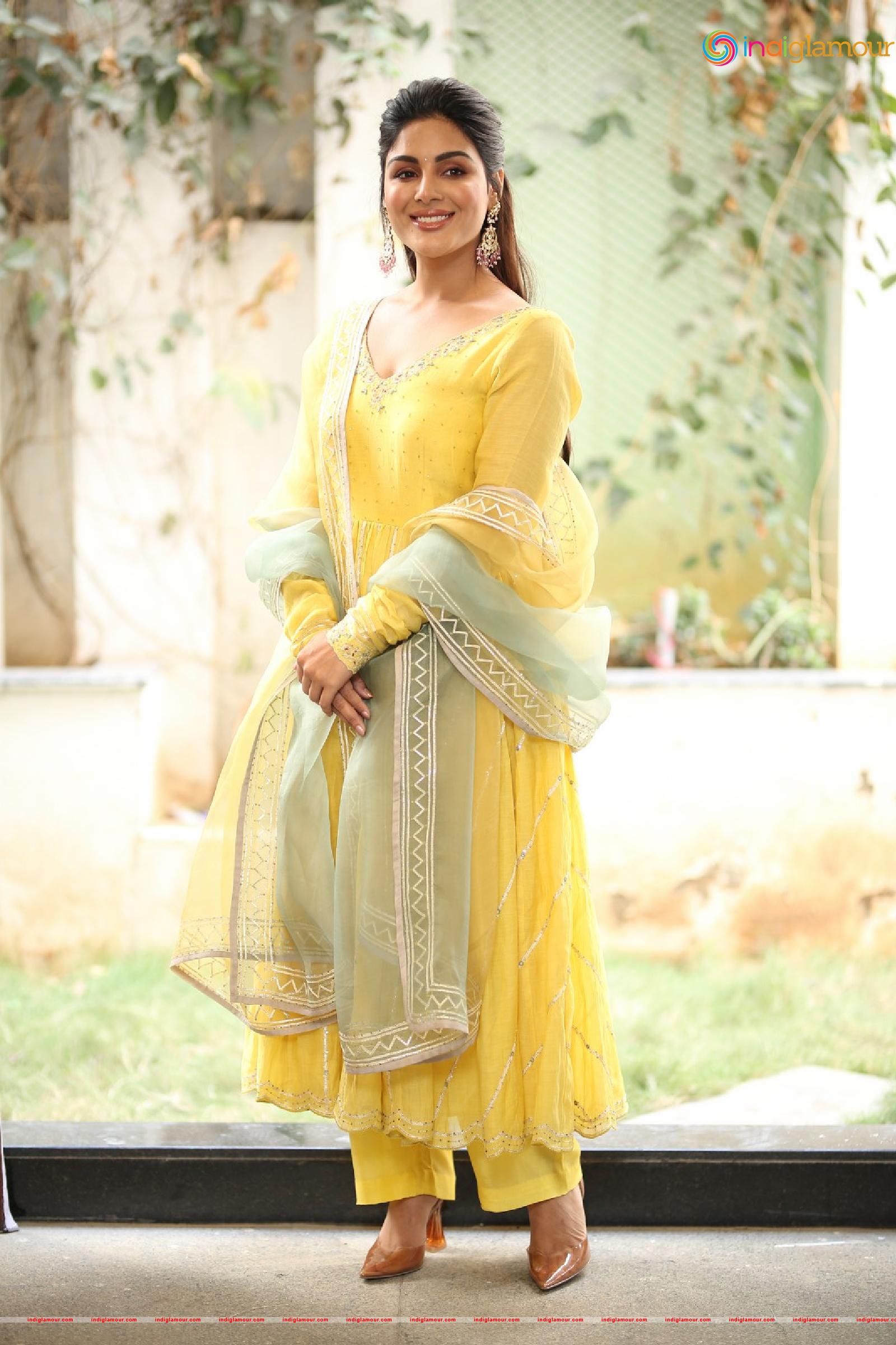 Samyuktha Menon Actress hd photo
