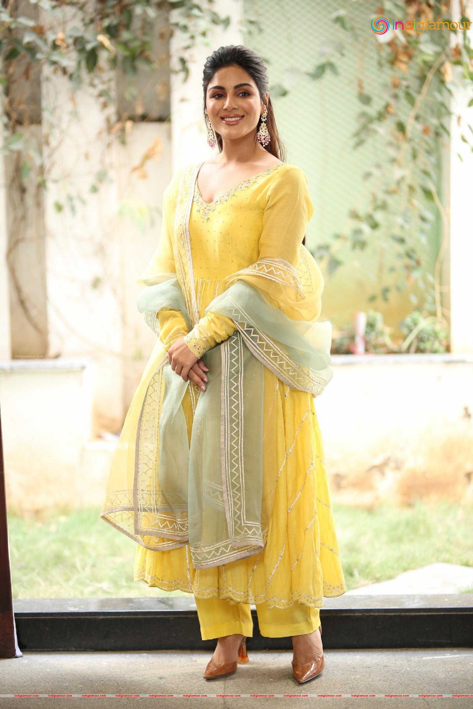 Samyuktha Menon Actress hd photo
