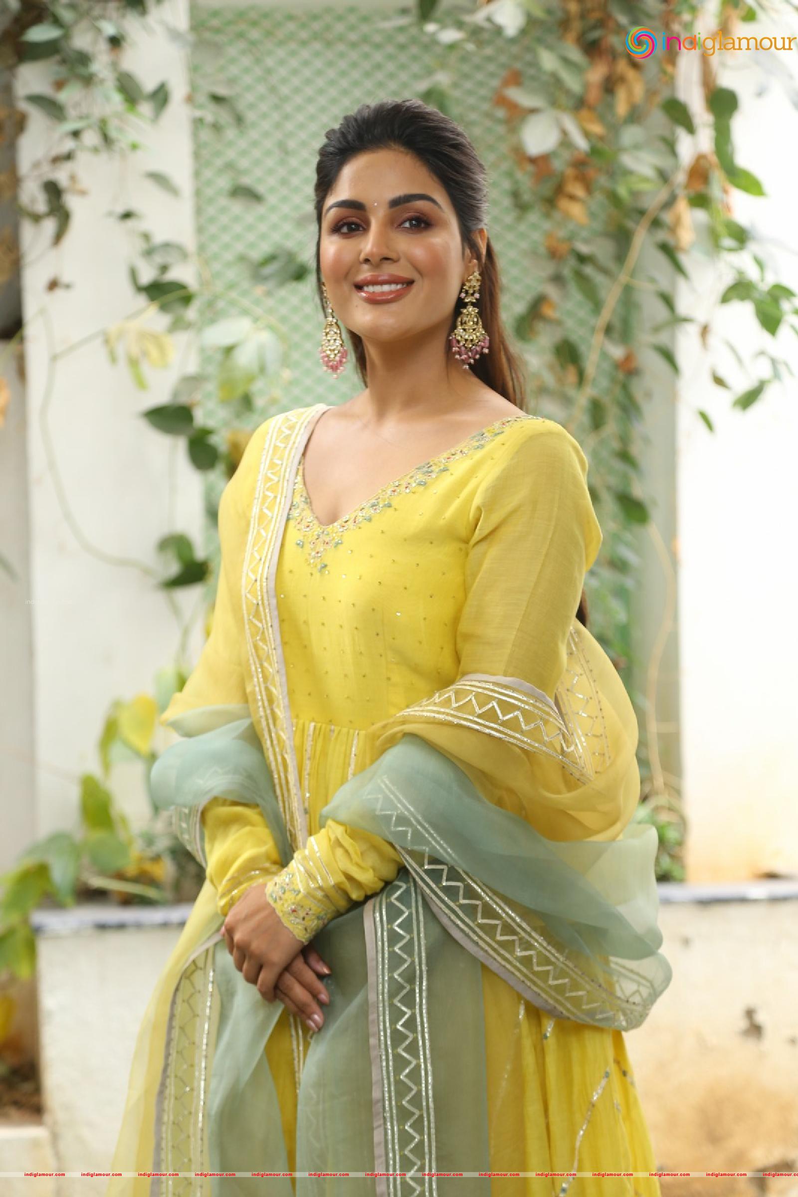 Samyuktha Menon Actress hd photo