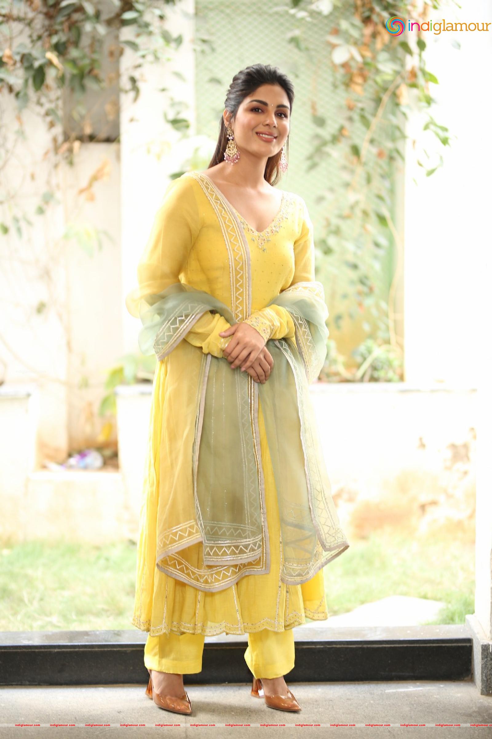 Samyuktha Menon Actress hd photo