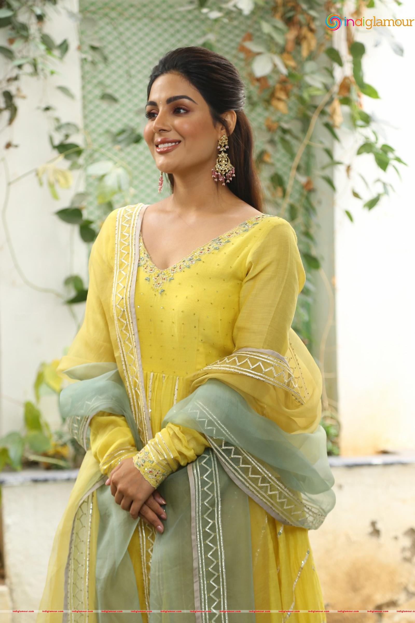 Samyuktha Menon Actress hd photo