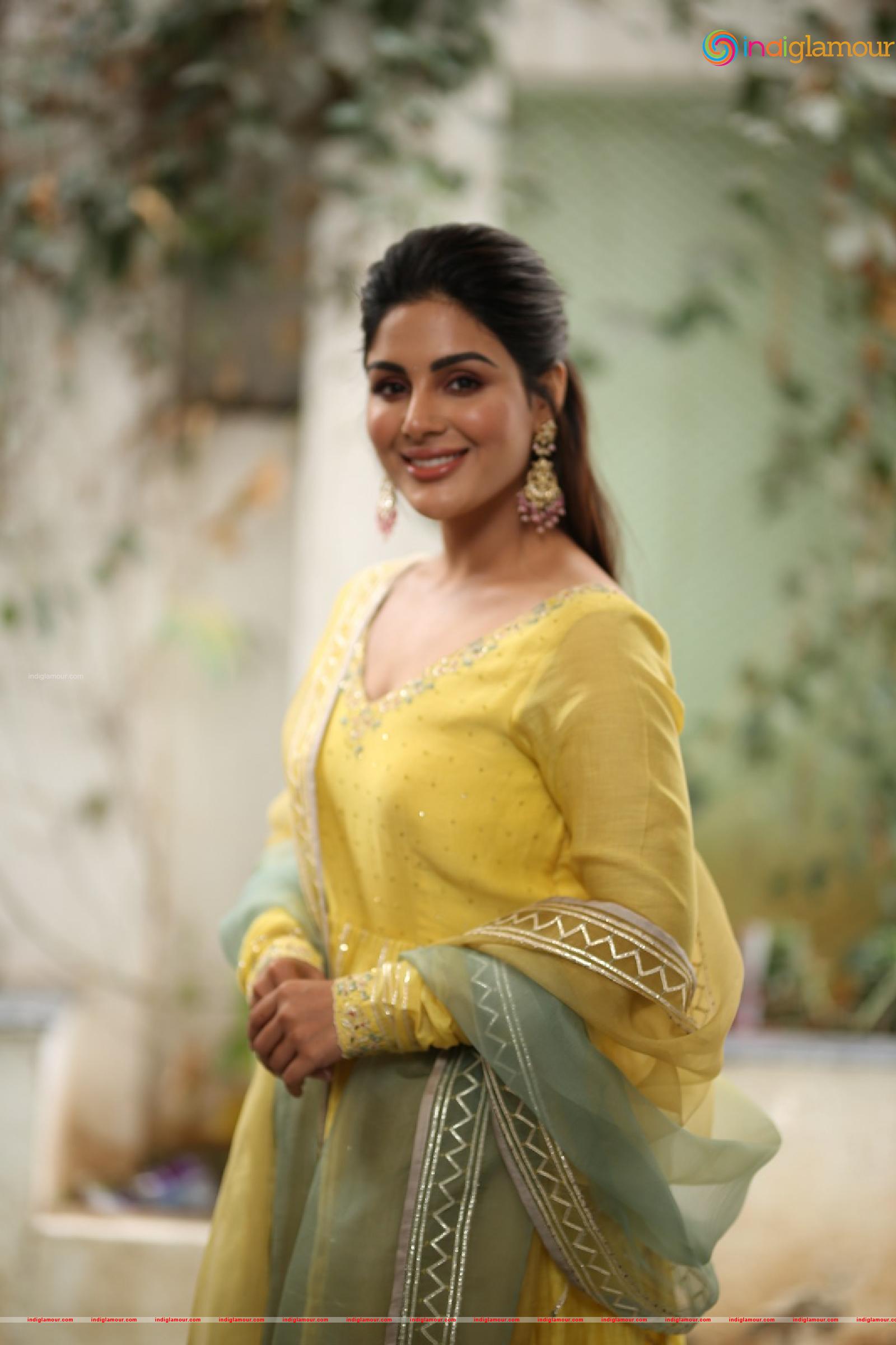Samyuktha Menon Actress hd photo