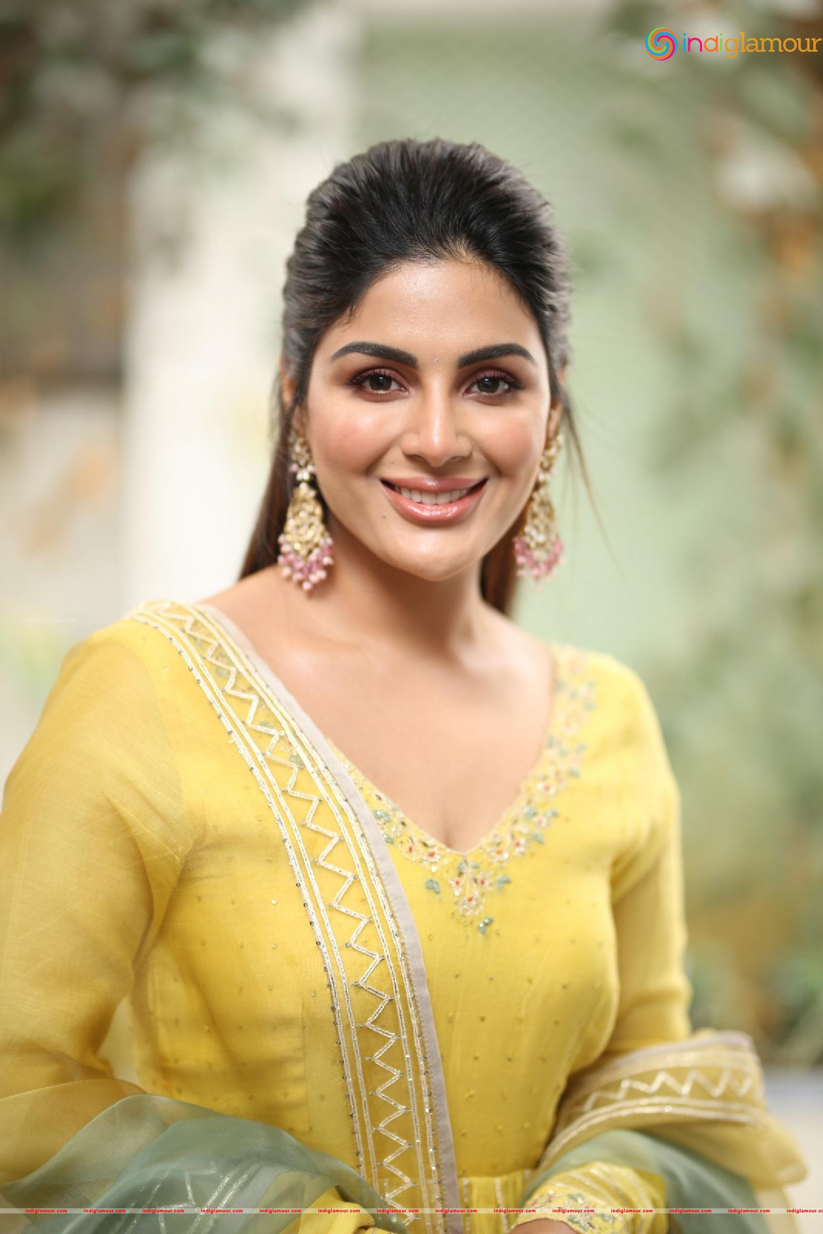 Samyuktha Menon Actress hd photo