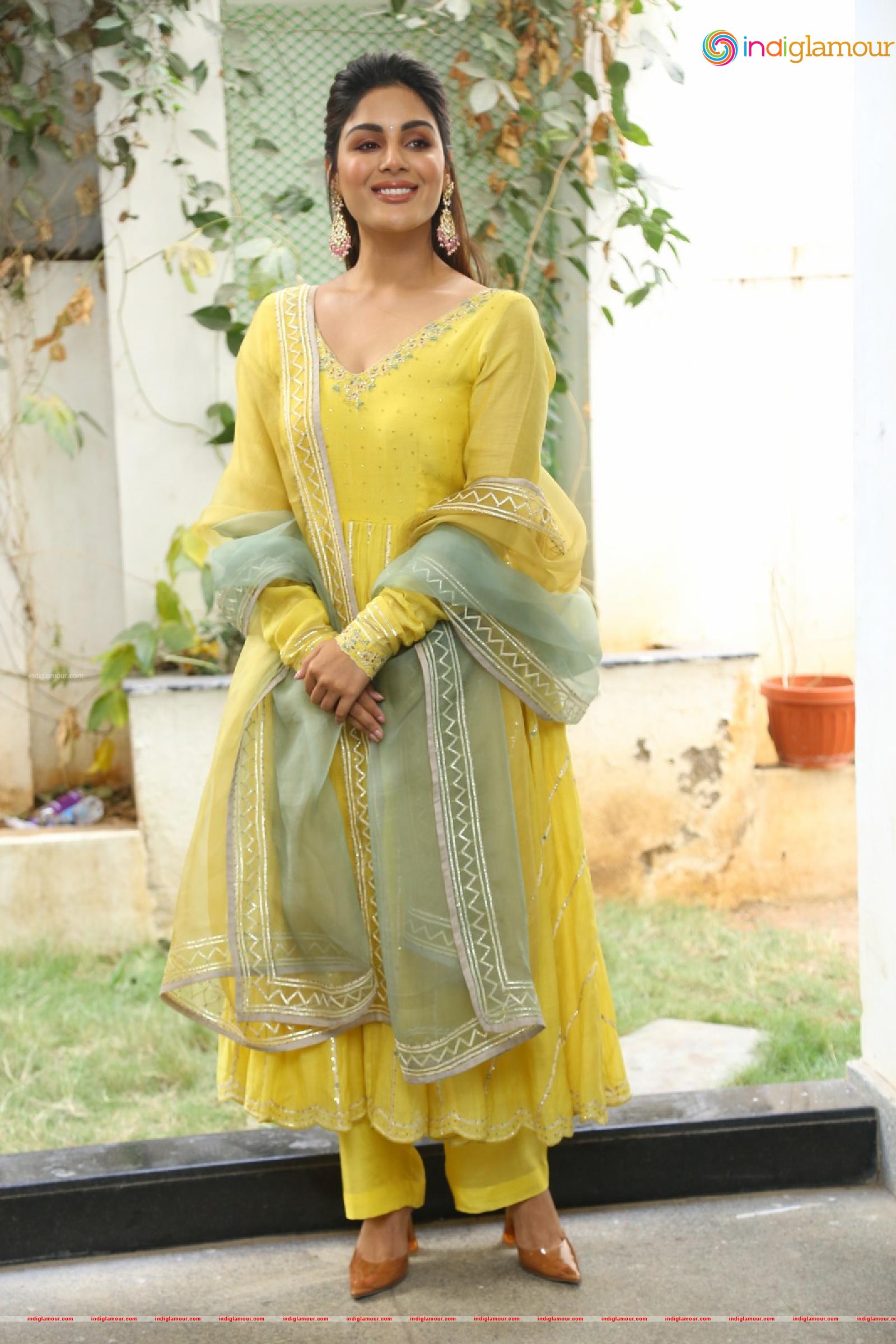 Samyuktha Menon Actress hd photo