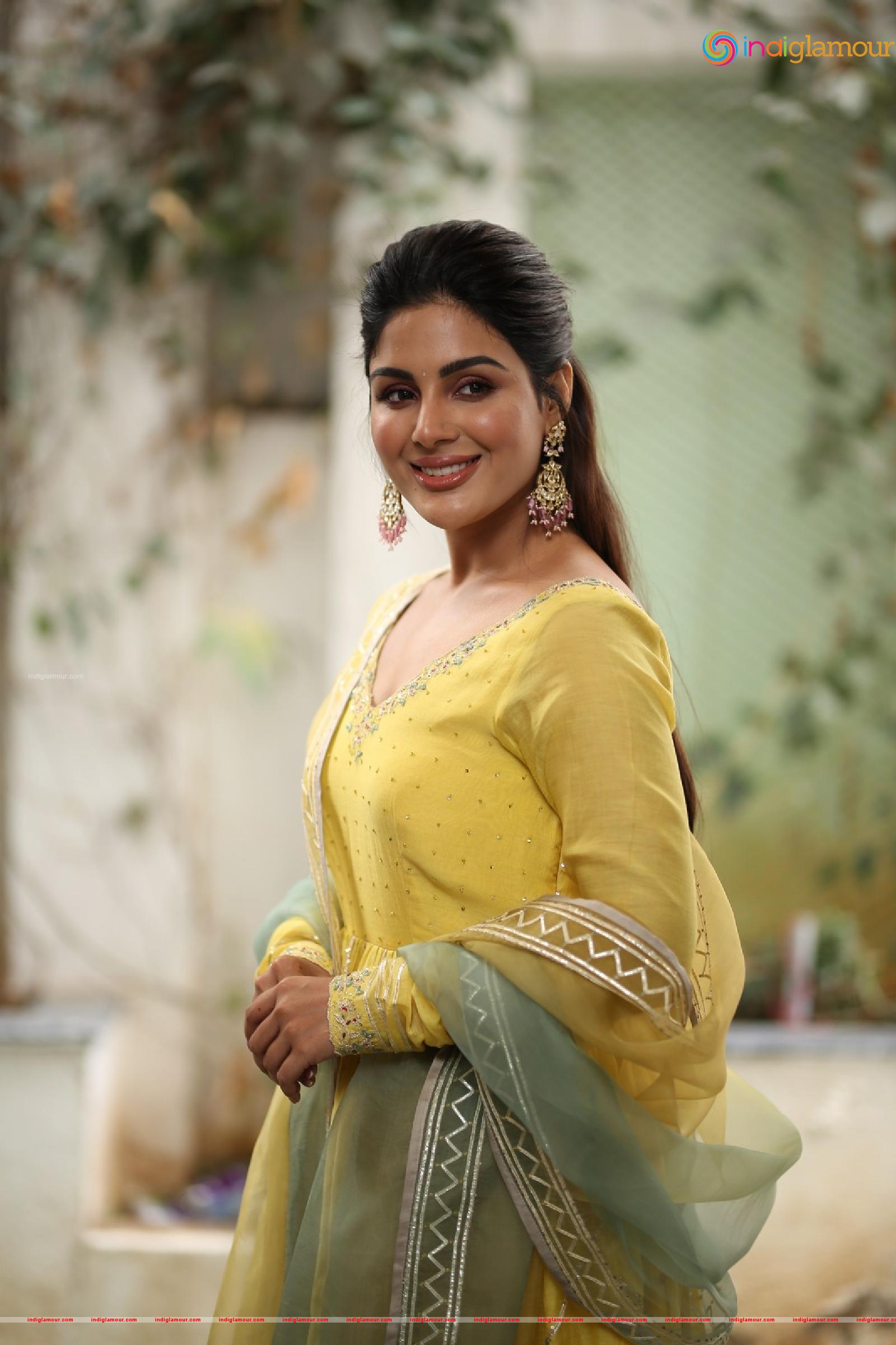 Samyuktha Menon Actress hd photo