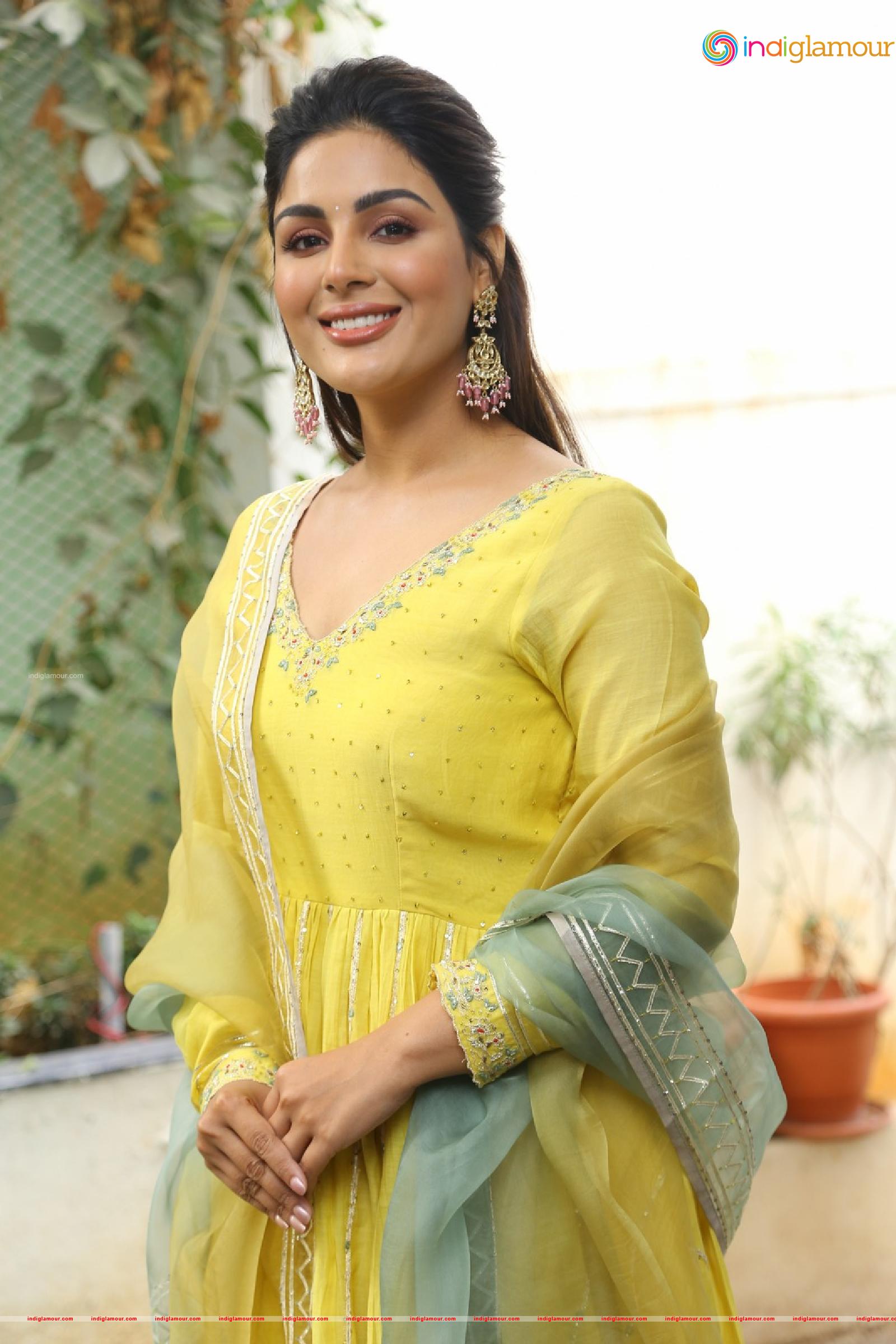 Samyuktha Menon Actress hd photo