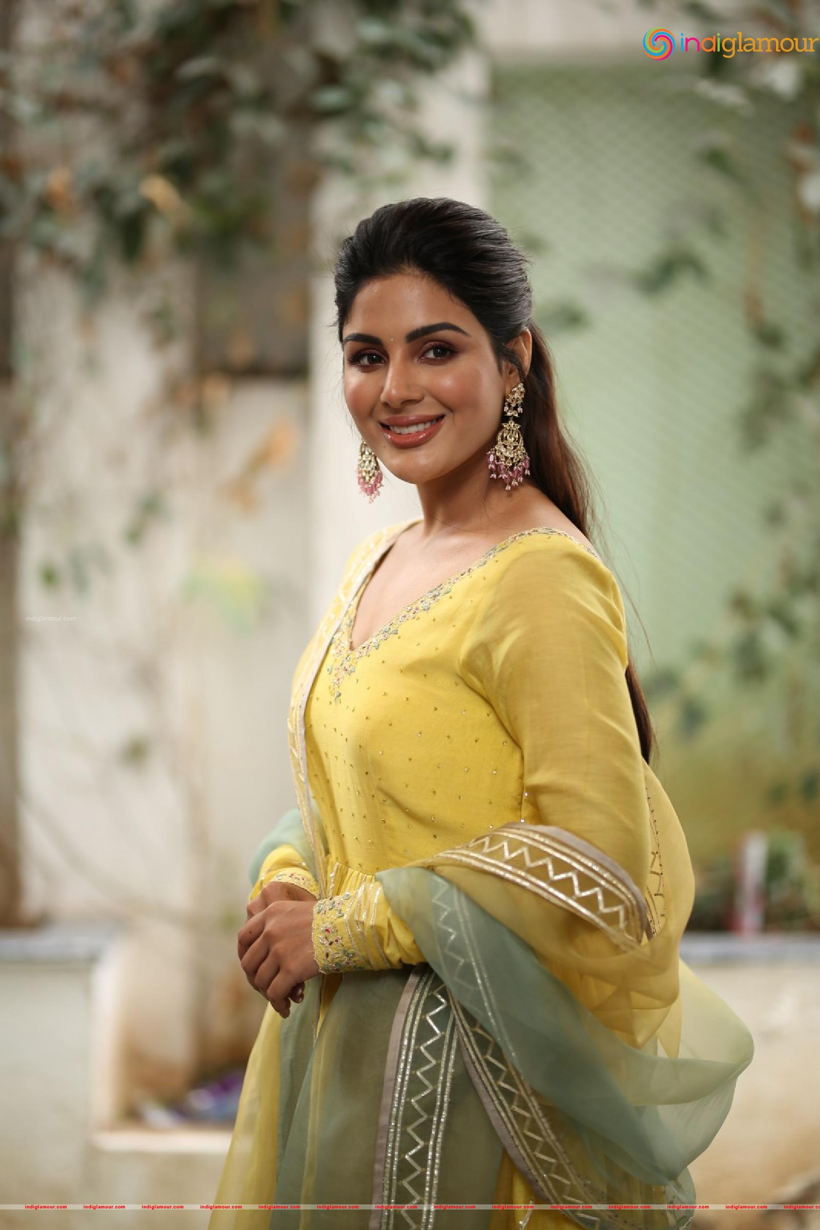 Samyuktha Menon Actress hd photo