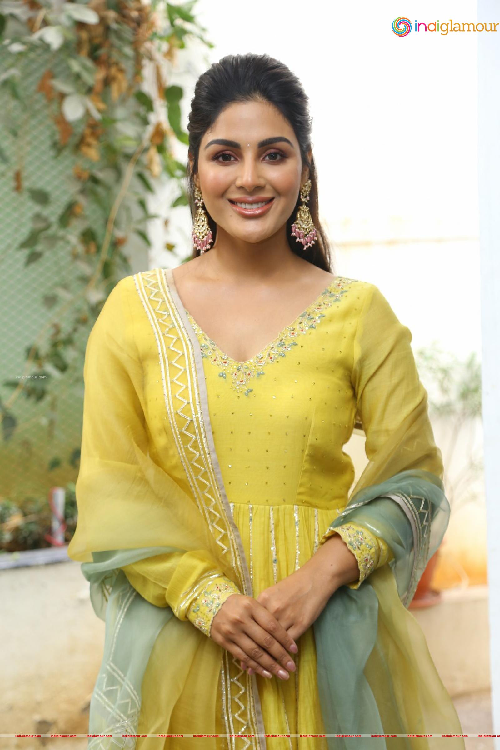 Samyuktha Menon Actress hd photo