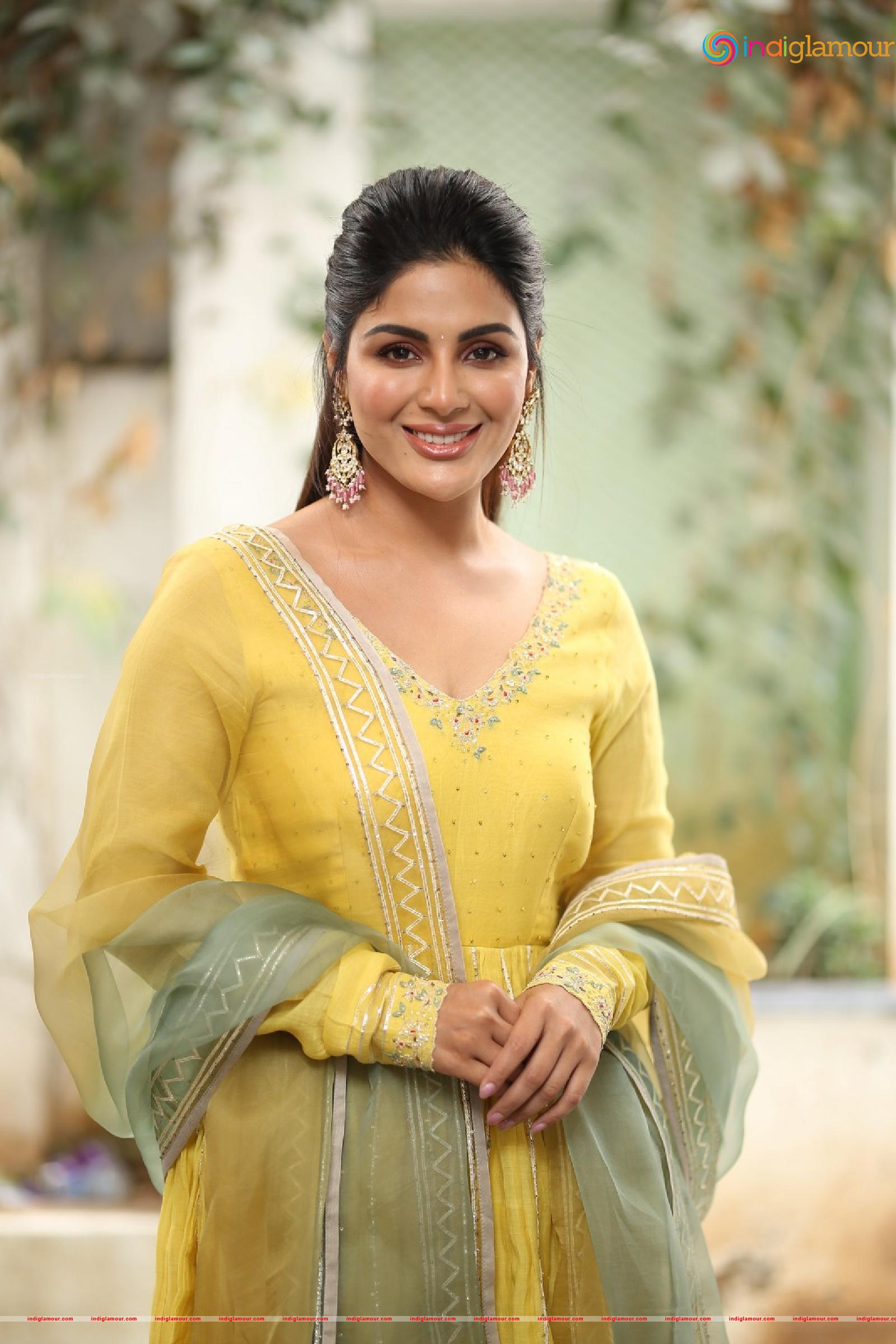 Samyuktha Menon Actress hd photo