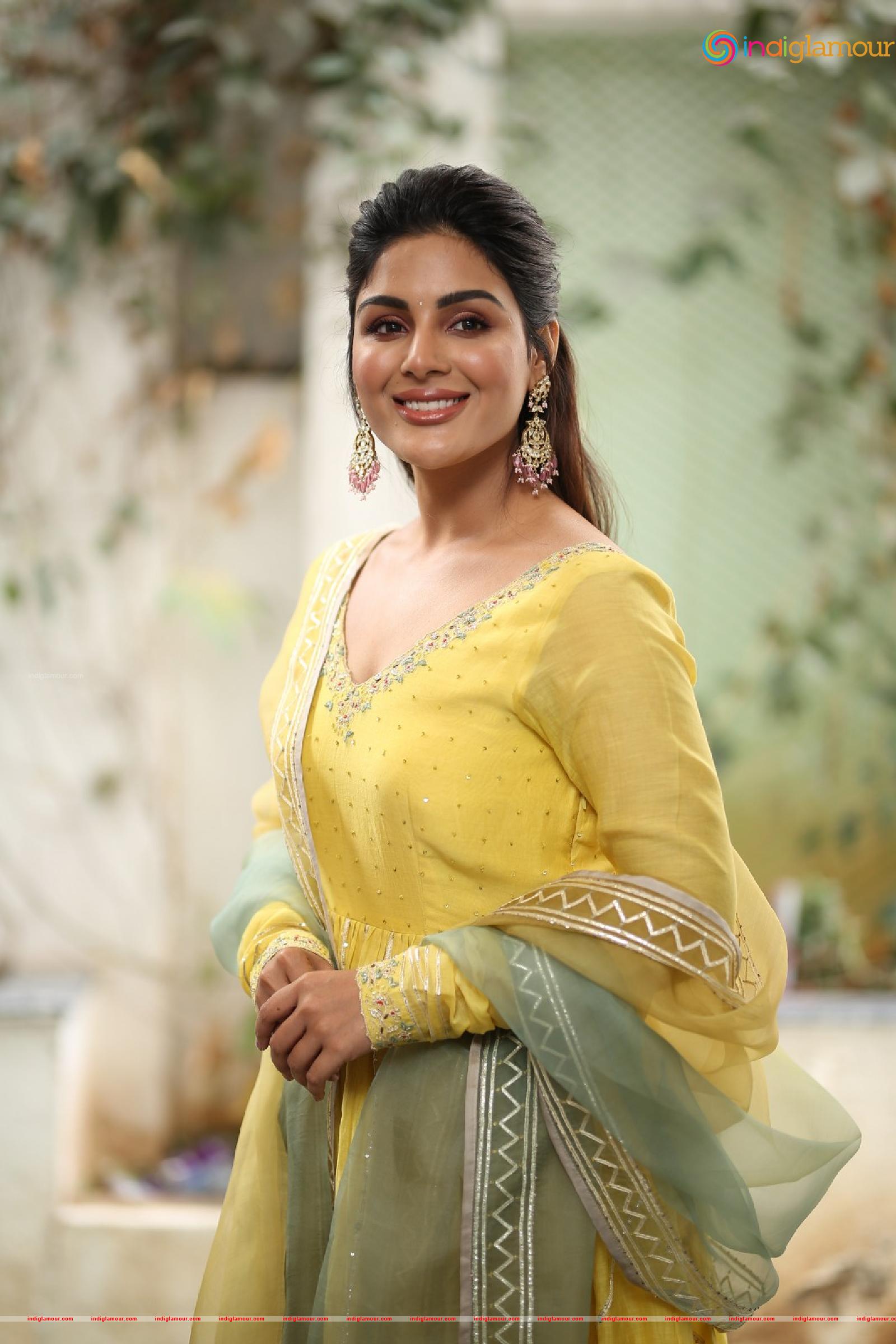 Samyuktha Menon Actress hd photo