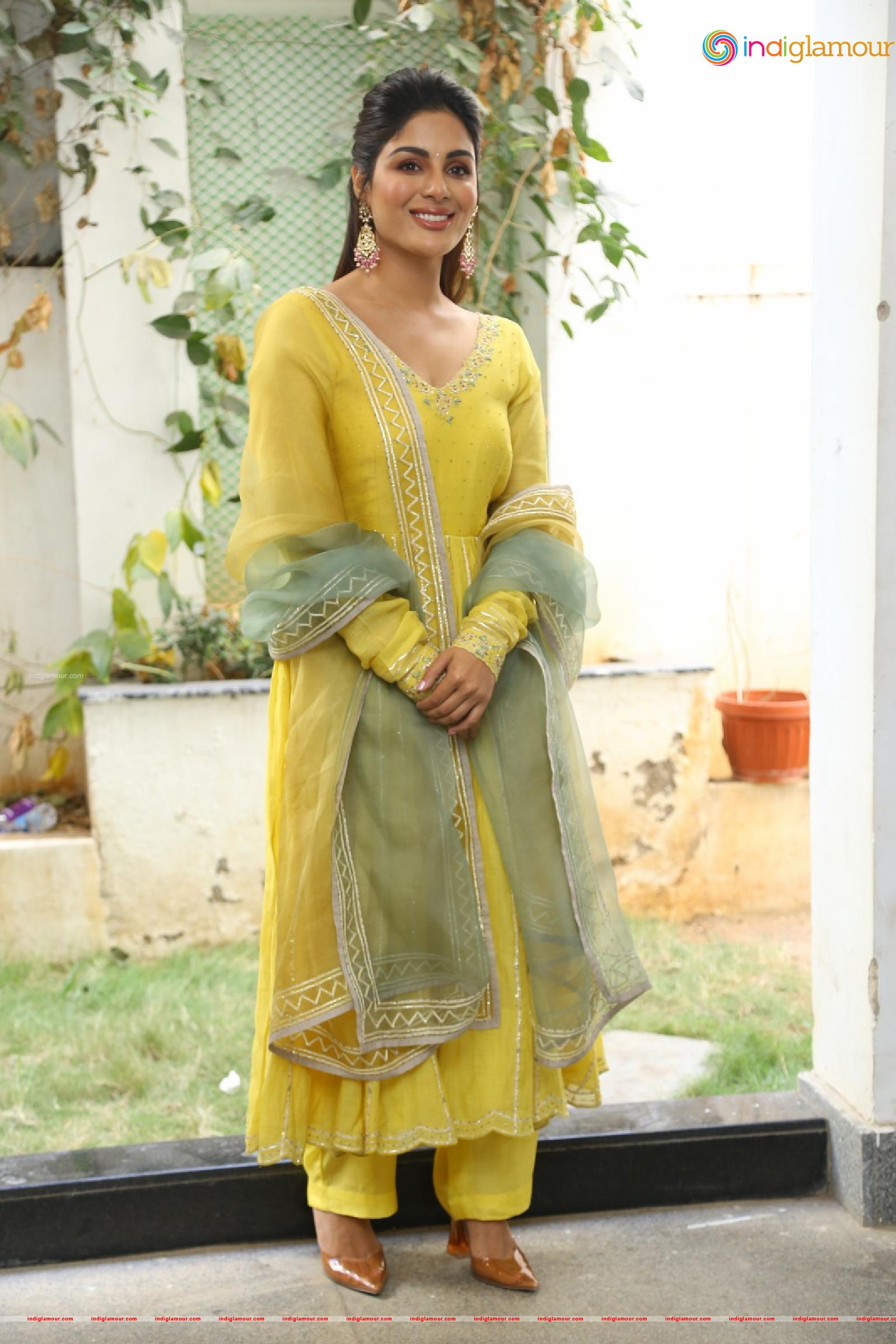 Samyuktha Menon Actress hd photo