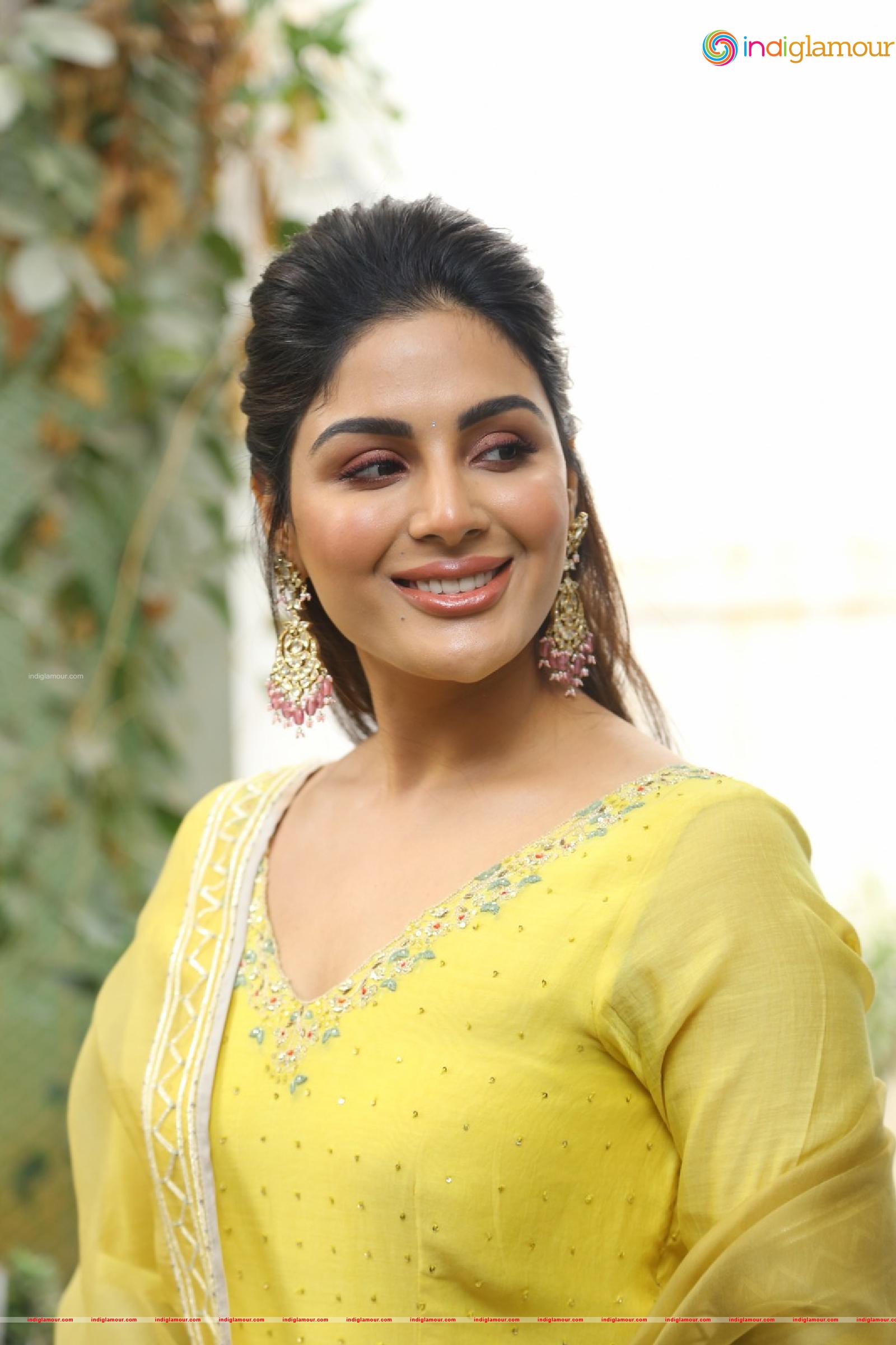 Samyuktha Menon Actress hd photo