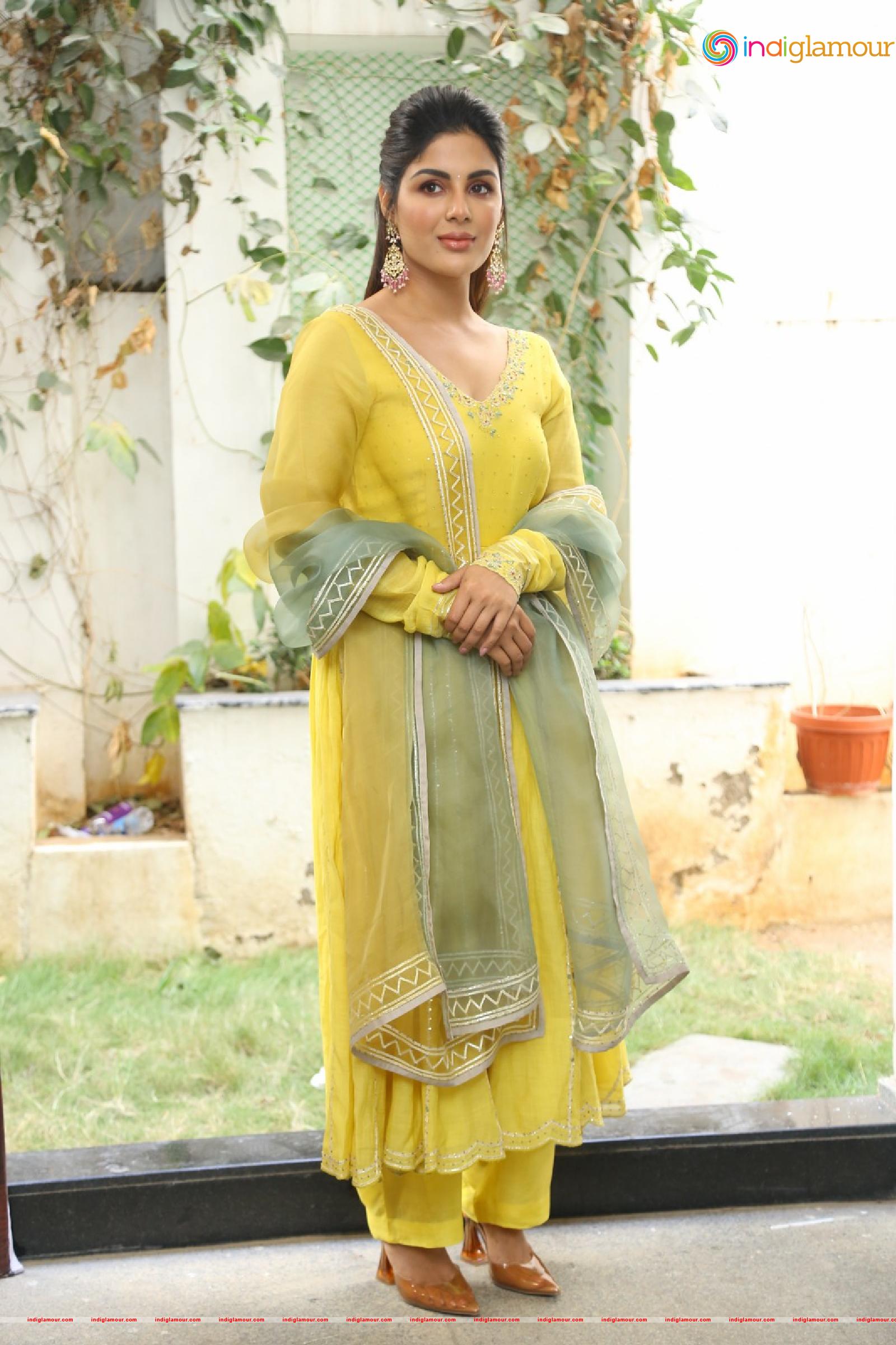 Samyuktha Menon Actress hd photo