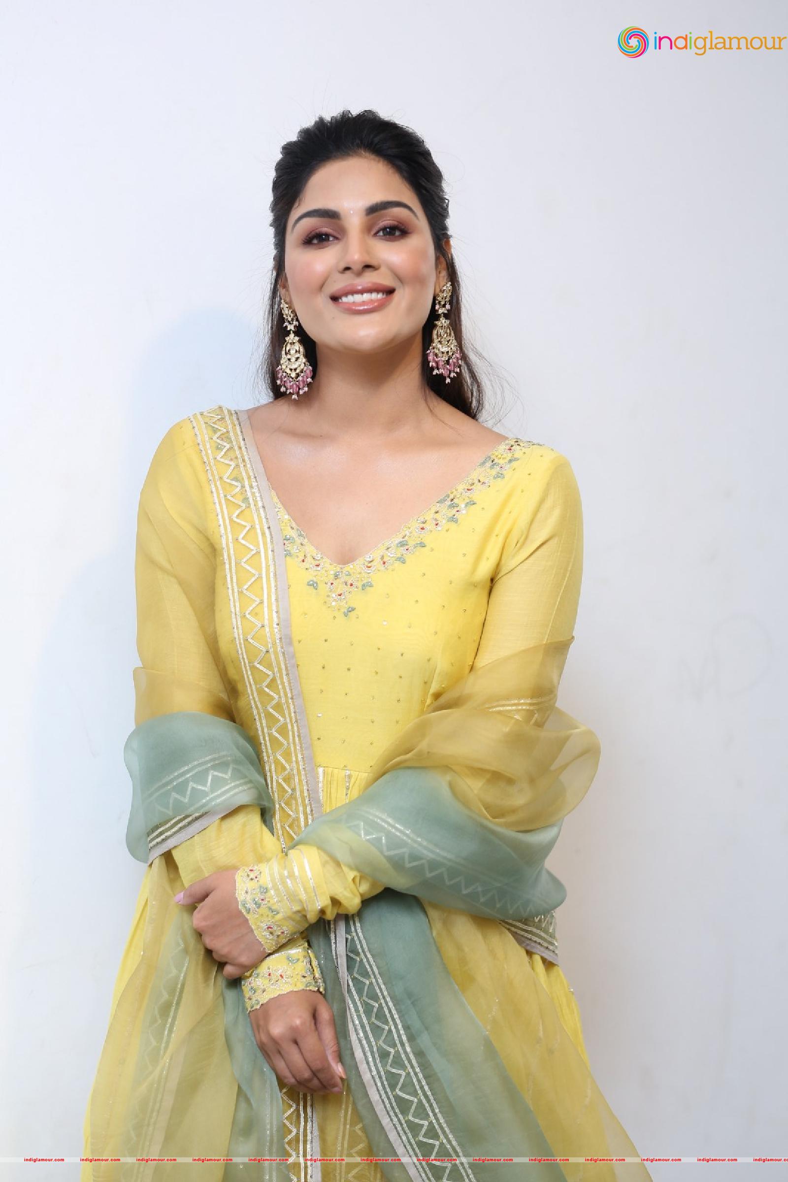 Samyuktha Menon Actress hd photo