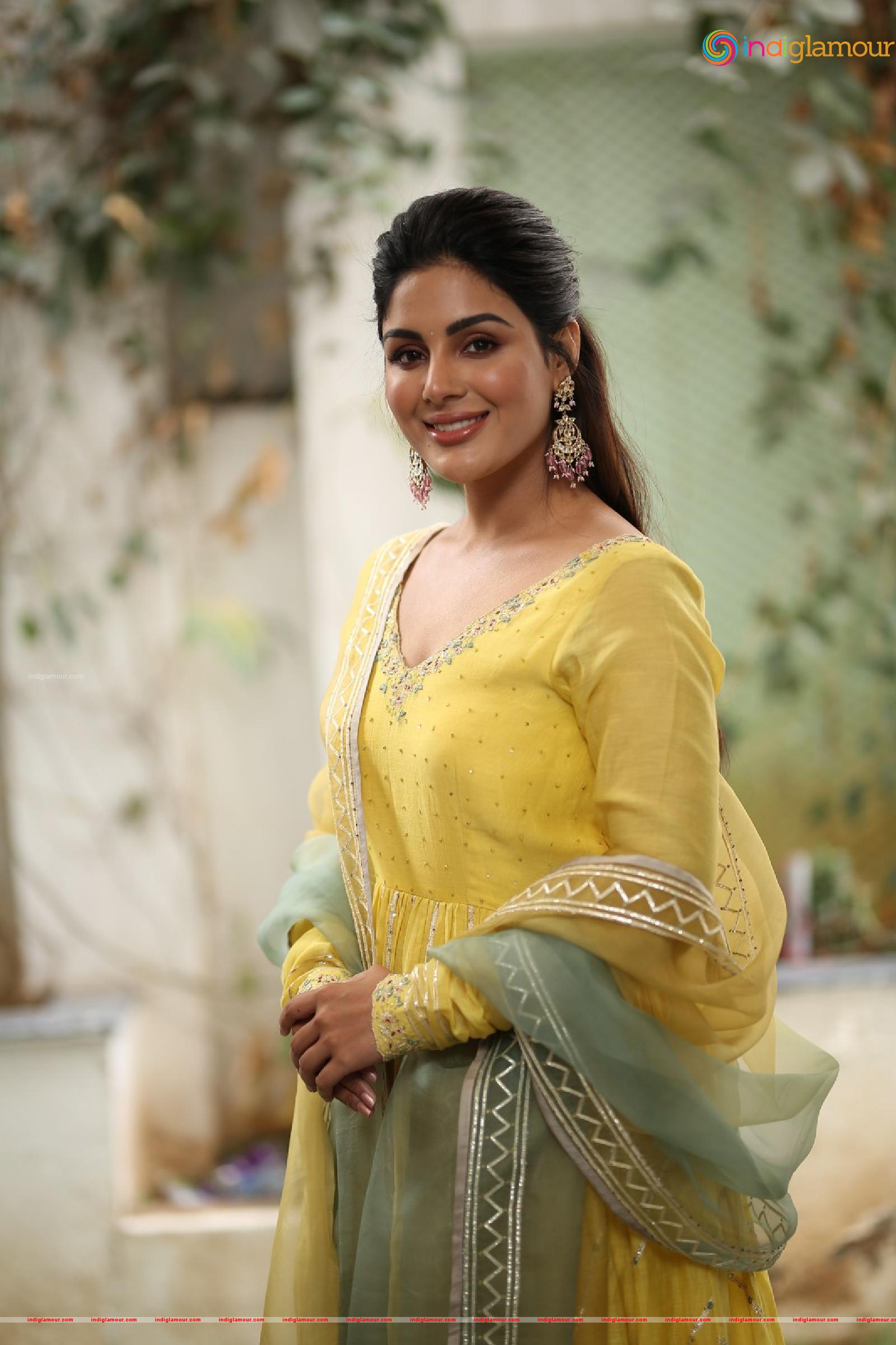 Samyuktha Menon Actress hd photo