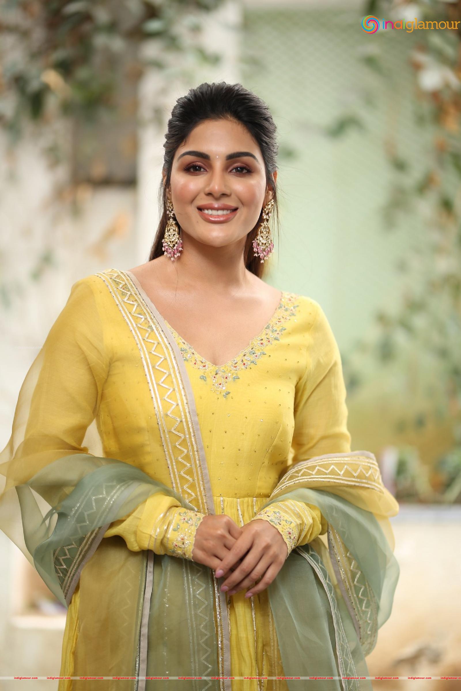 Samyuktha Menon Actress hd photo