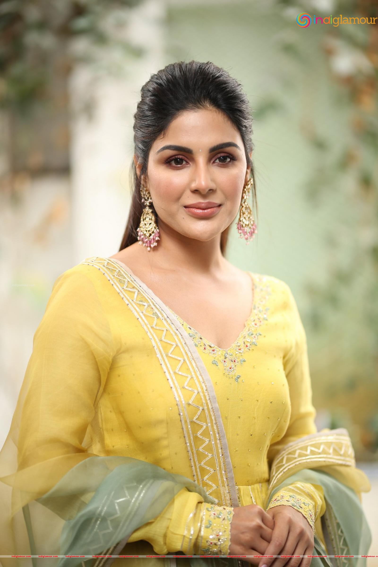 Samyuktha Menon Actress hd photo
