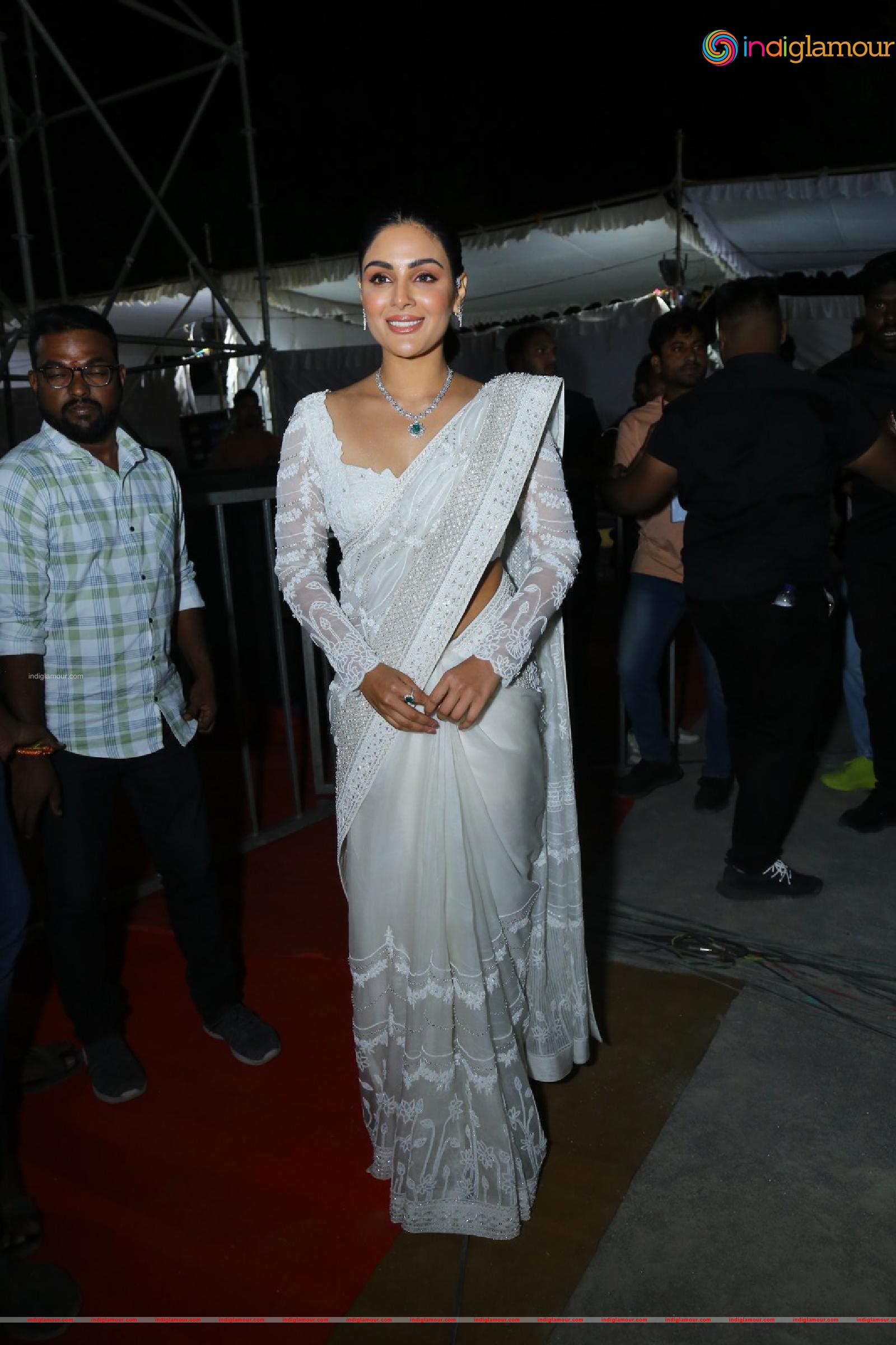 Samyuktha Menon Actress hd photo