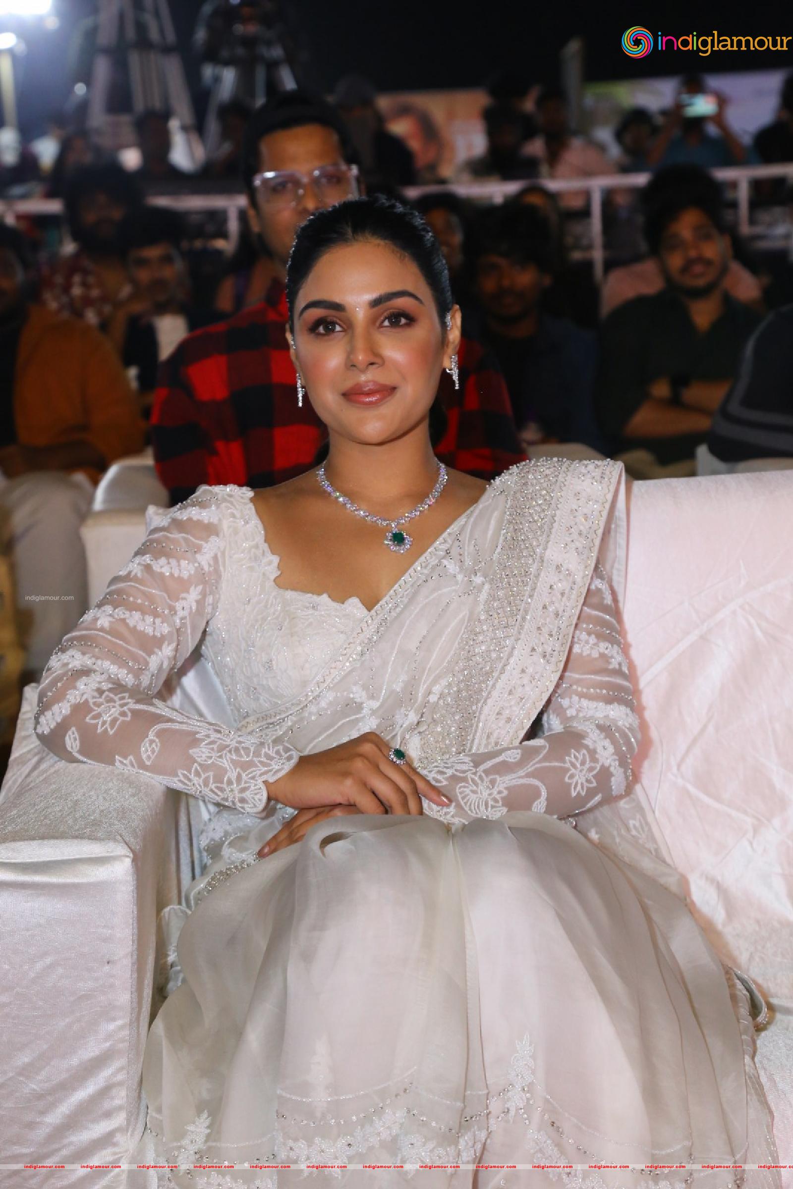 Samyuktha Menon Actress hd photo