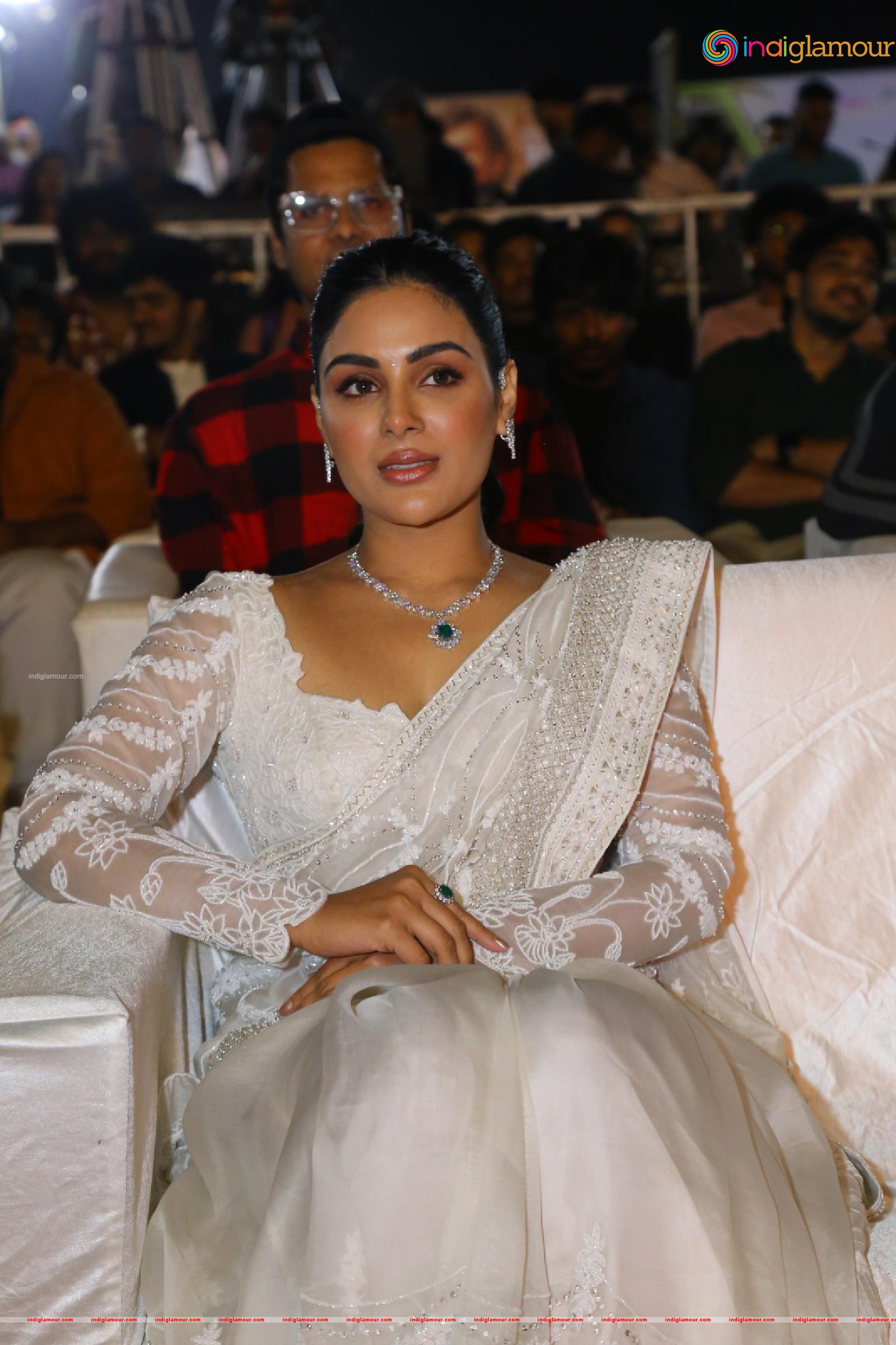 Samyuktha Menon Actress hd photo