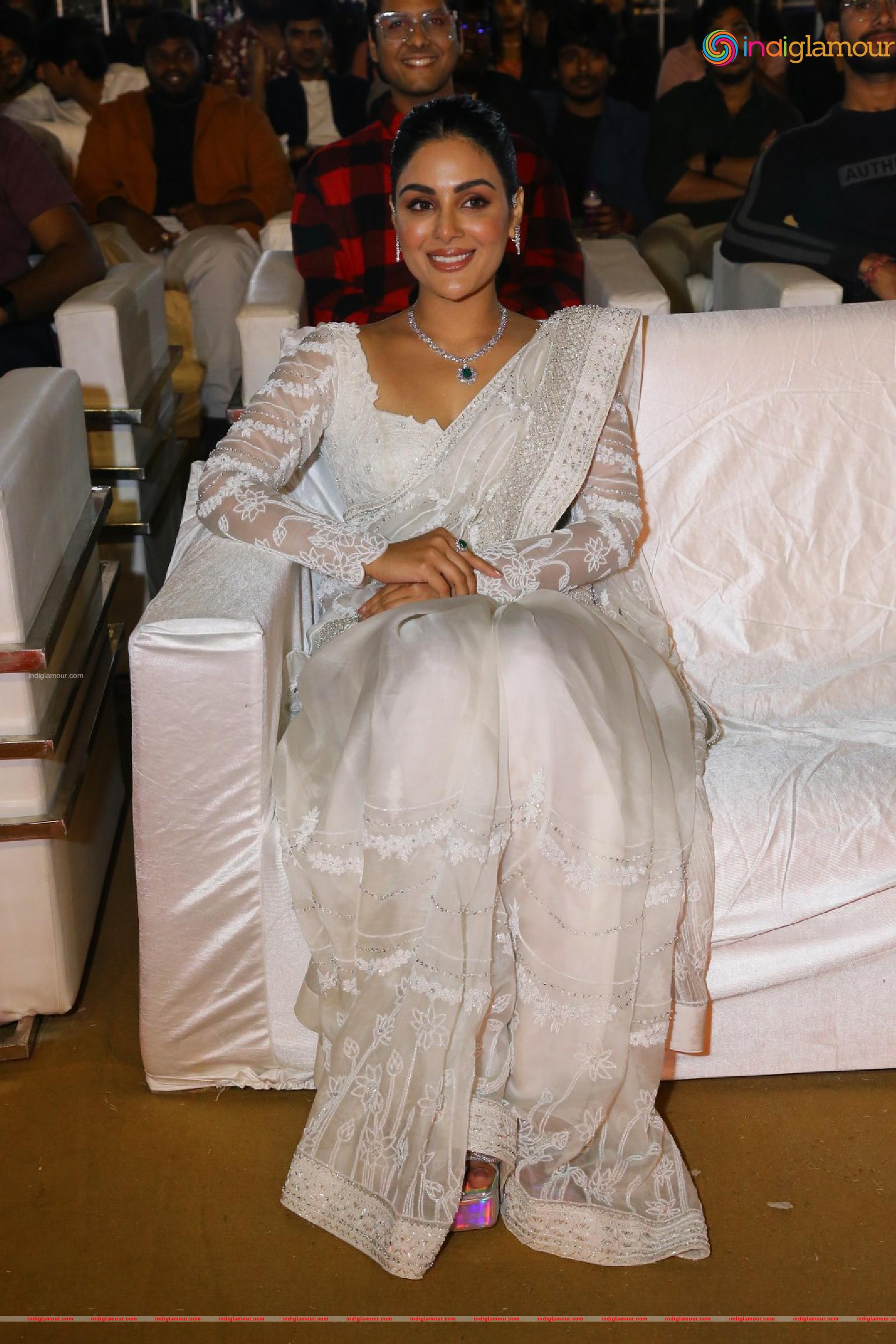 Samyuktha Menon Actress hd photo