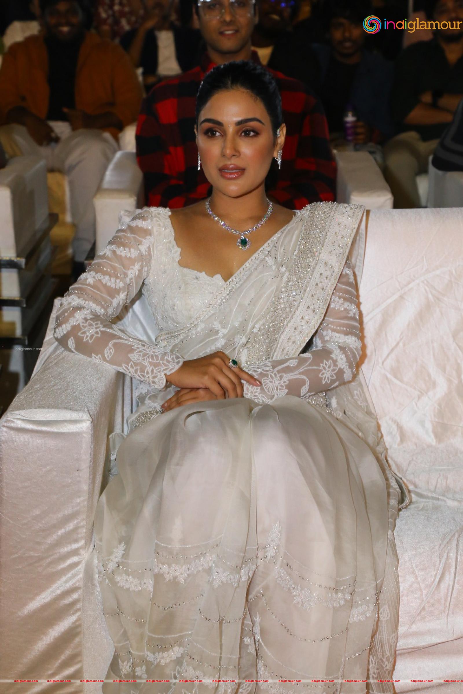 Samyuktha Menon Actress hd photo