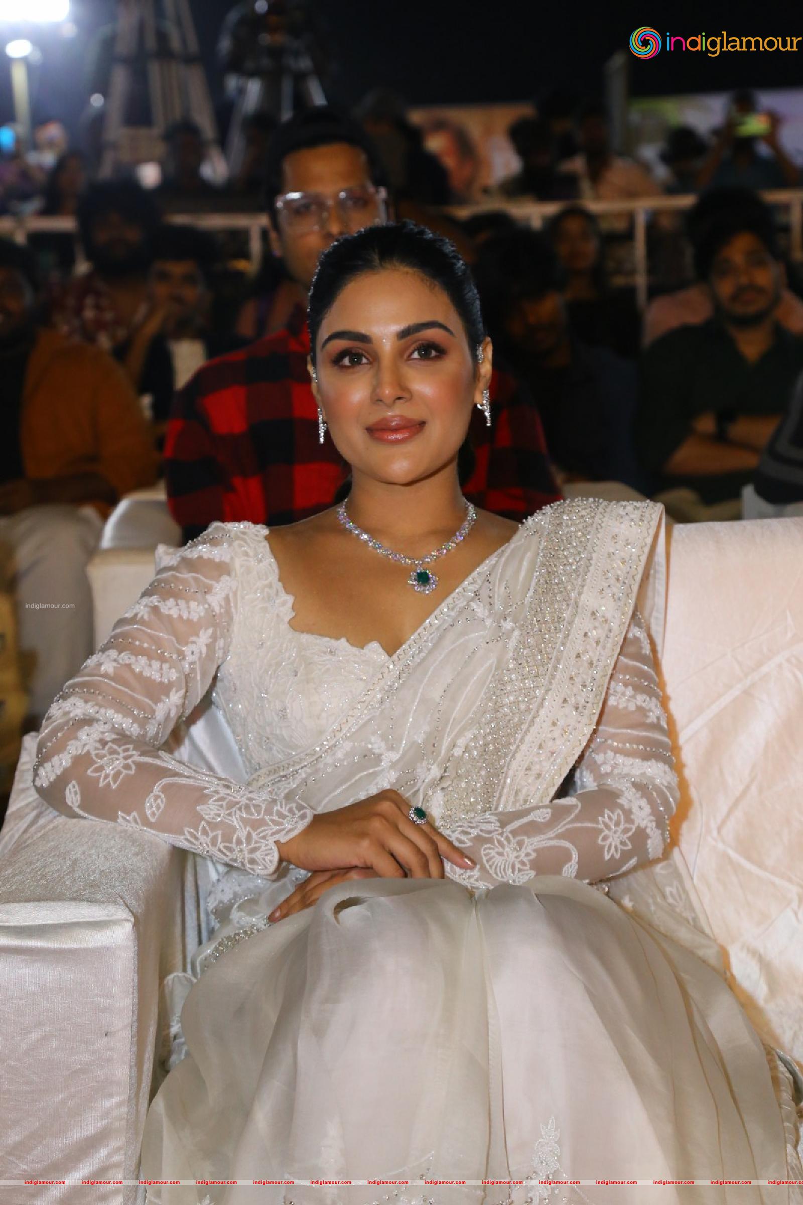 Samyuktha Menon Actress hd photo