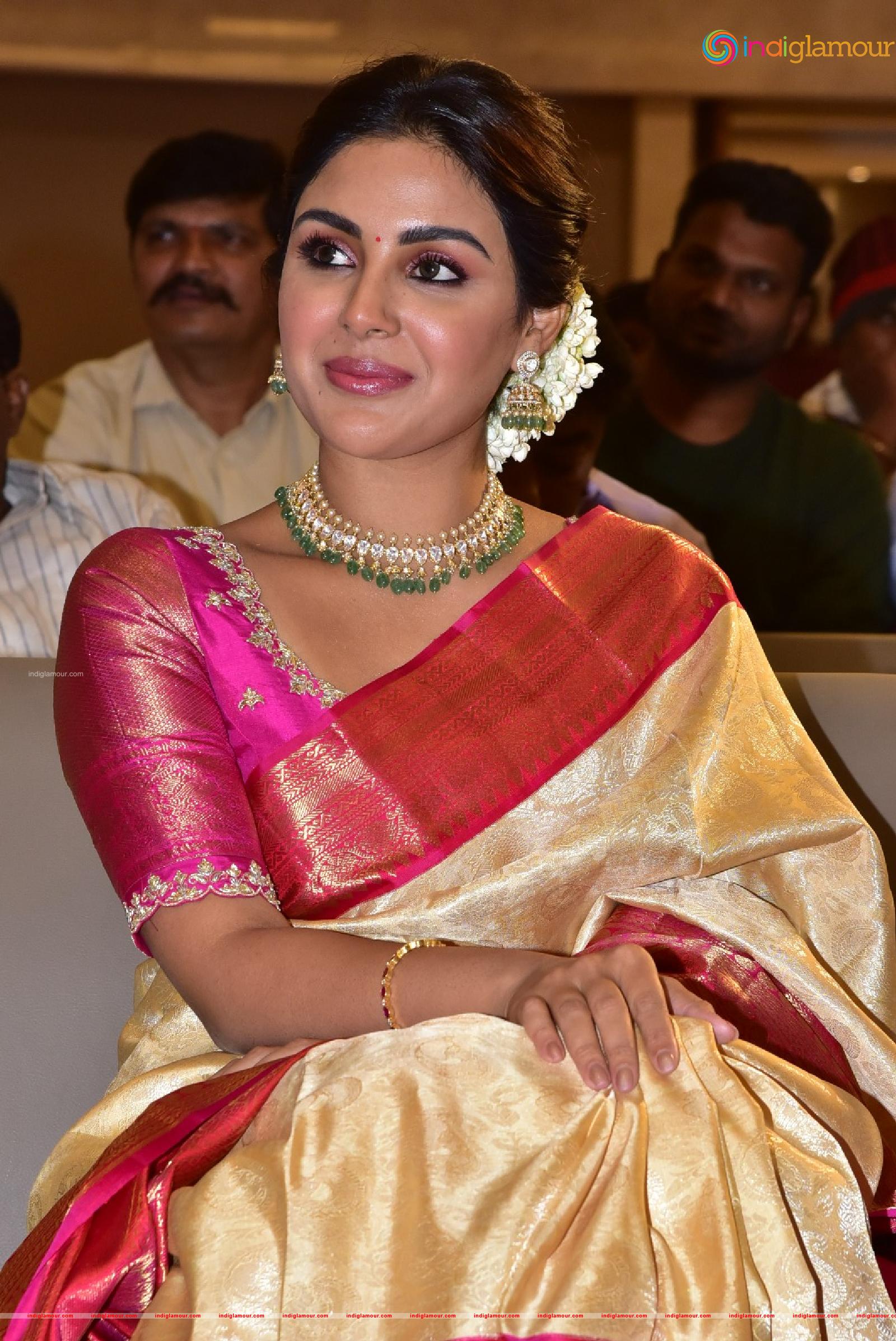 Samyuktha Menon photos