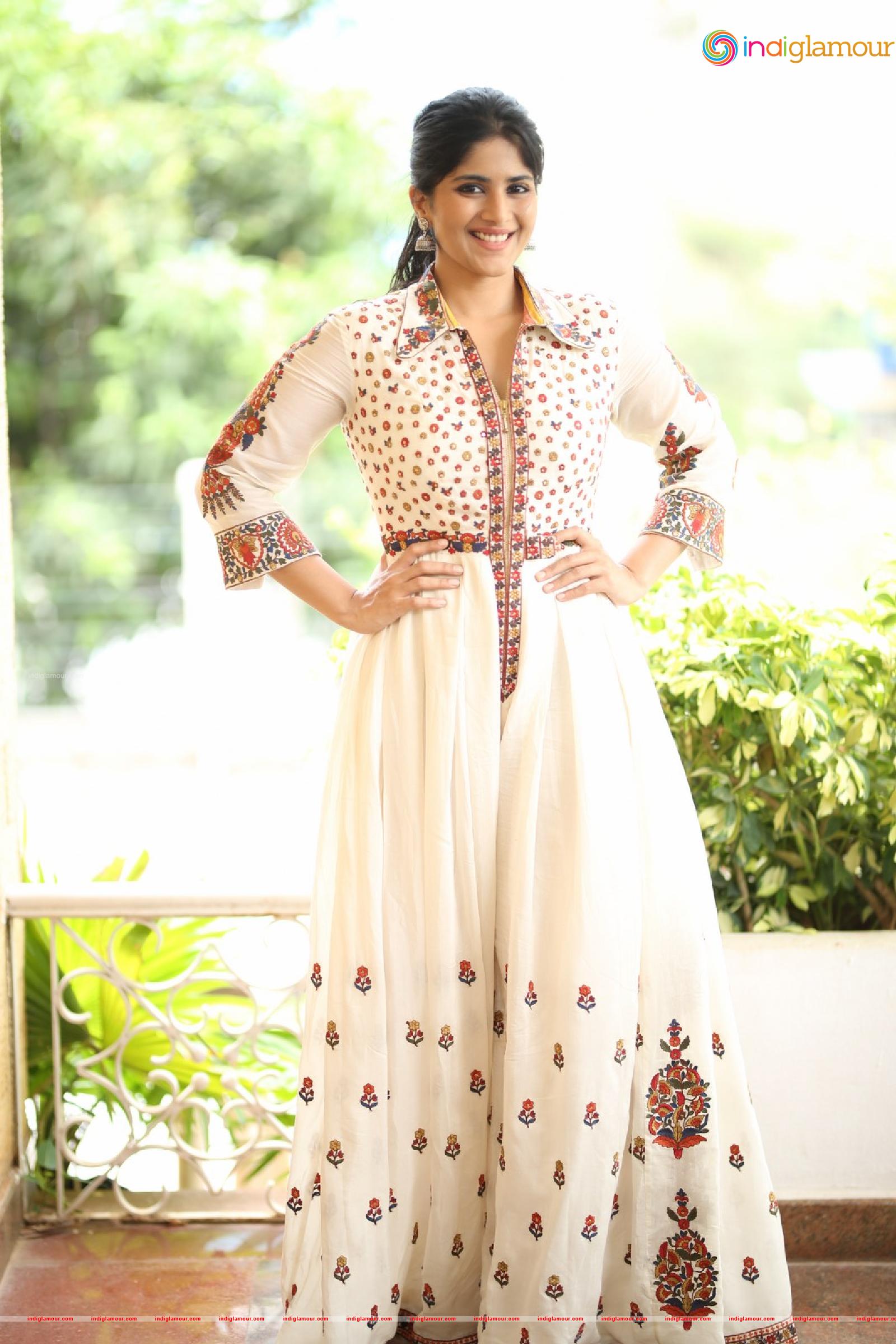 Megha Akash Actress hd photo