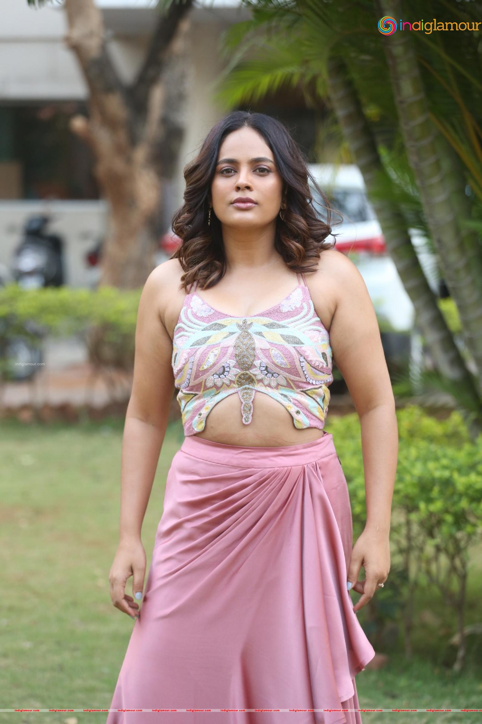 Nanditha Swetha Actress hd photo