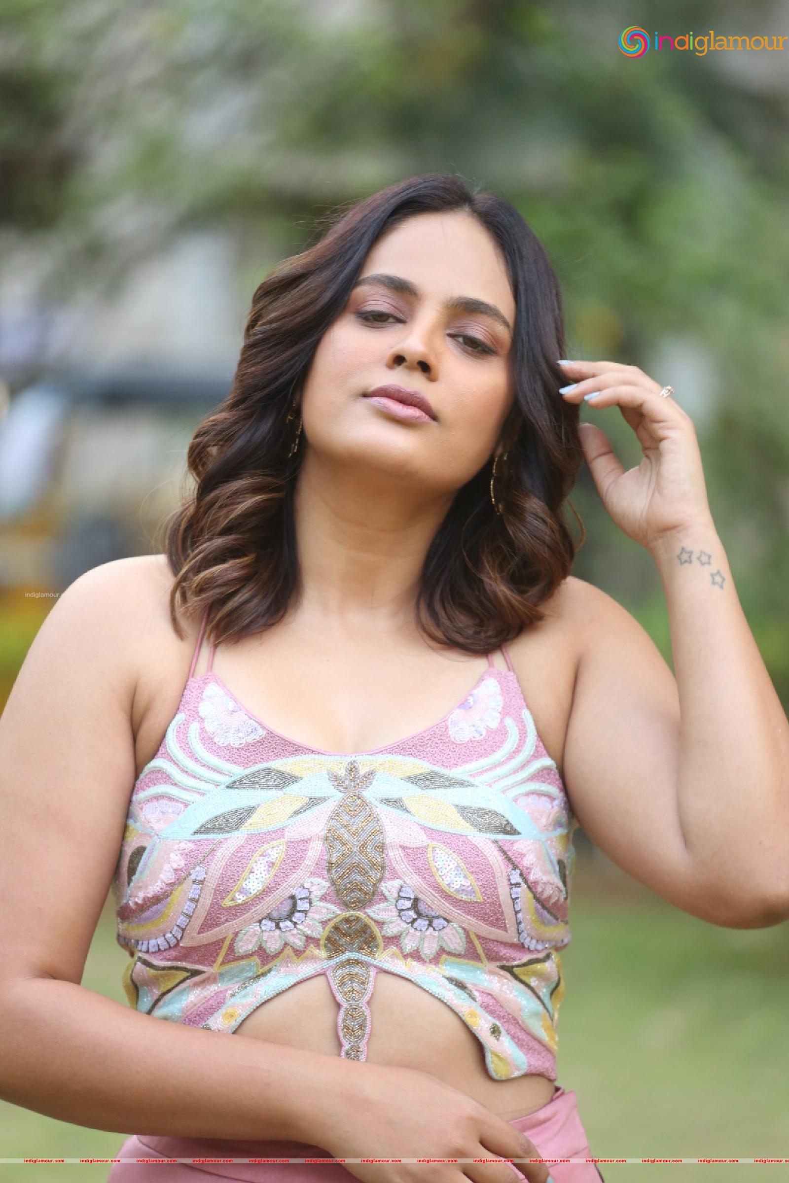 Nanditha Swetha Actress hd photo