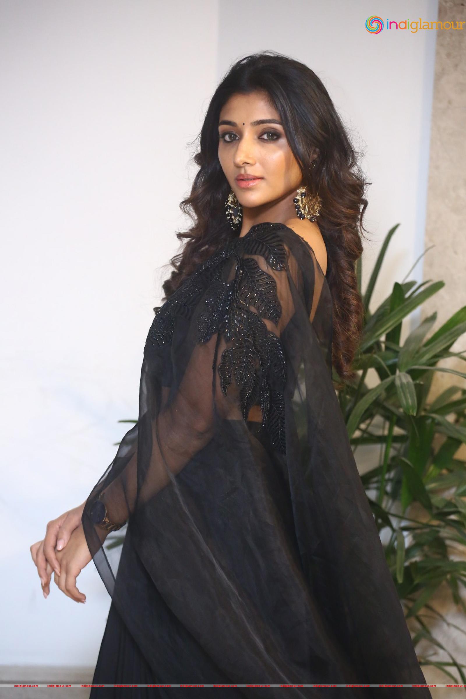 Mirnaa Actress hd photo
