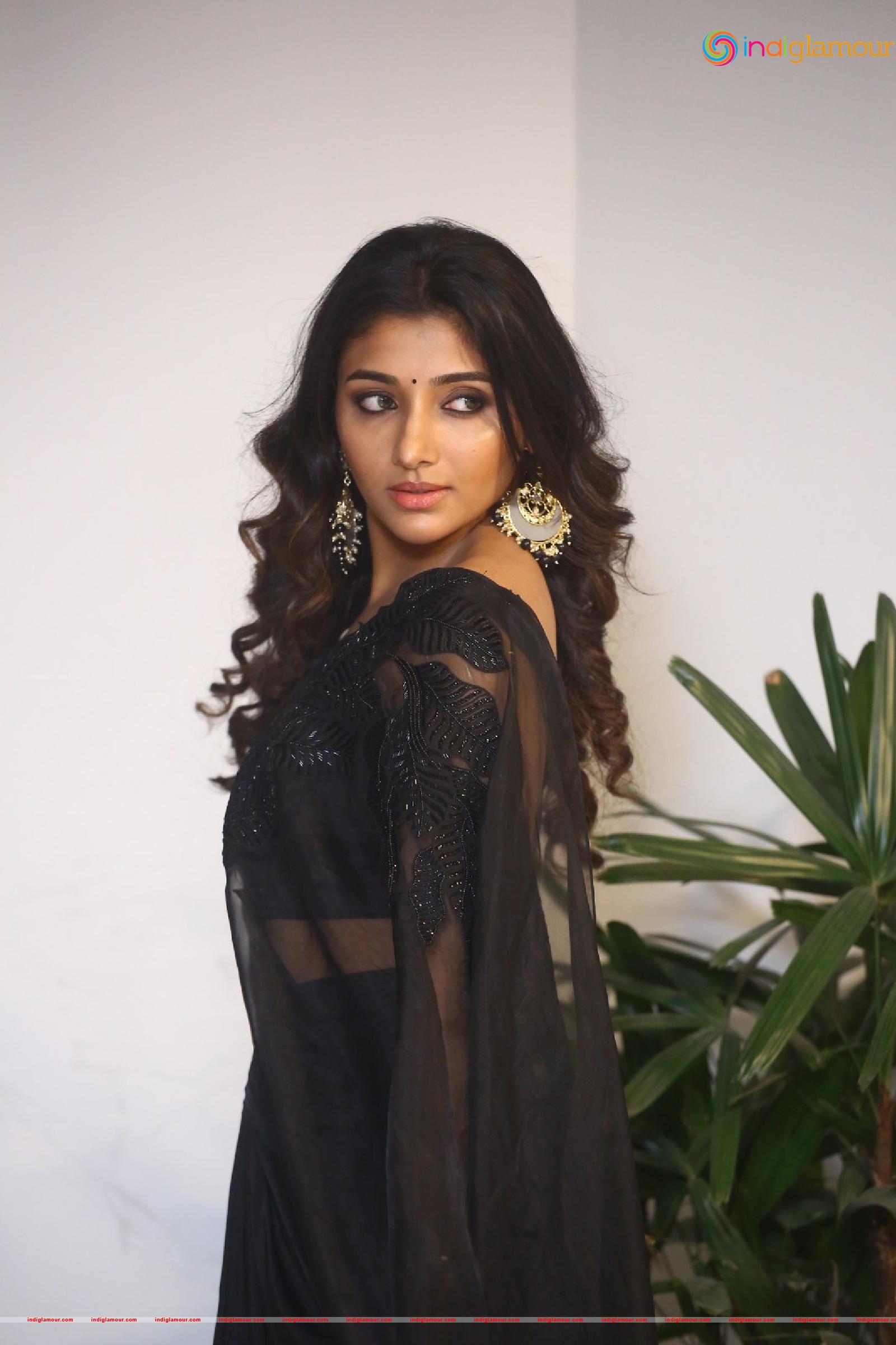 Mirnaa Actress hd photo