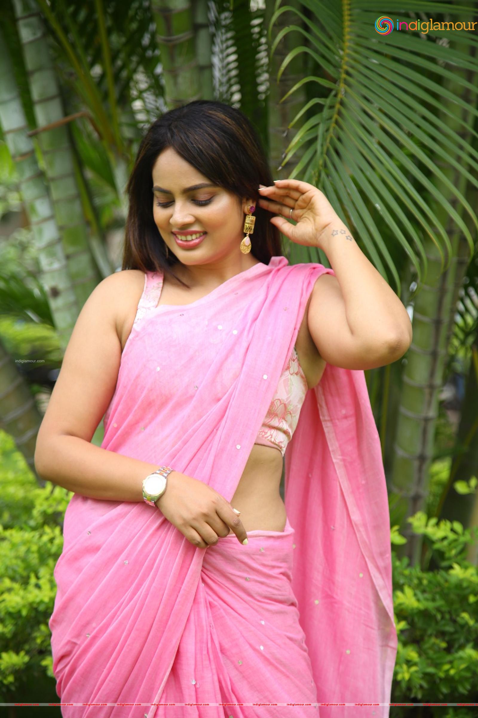 Nanditha Swetha Actress hd photo