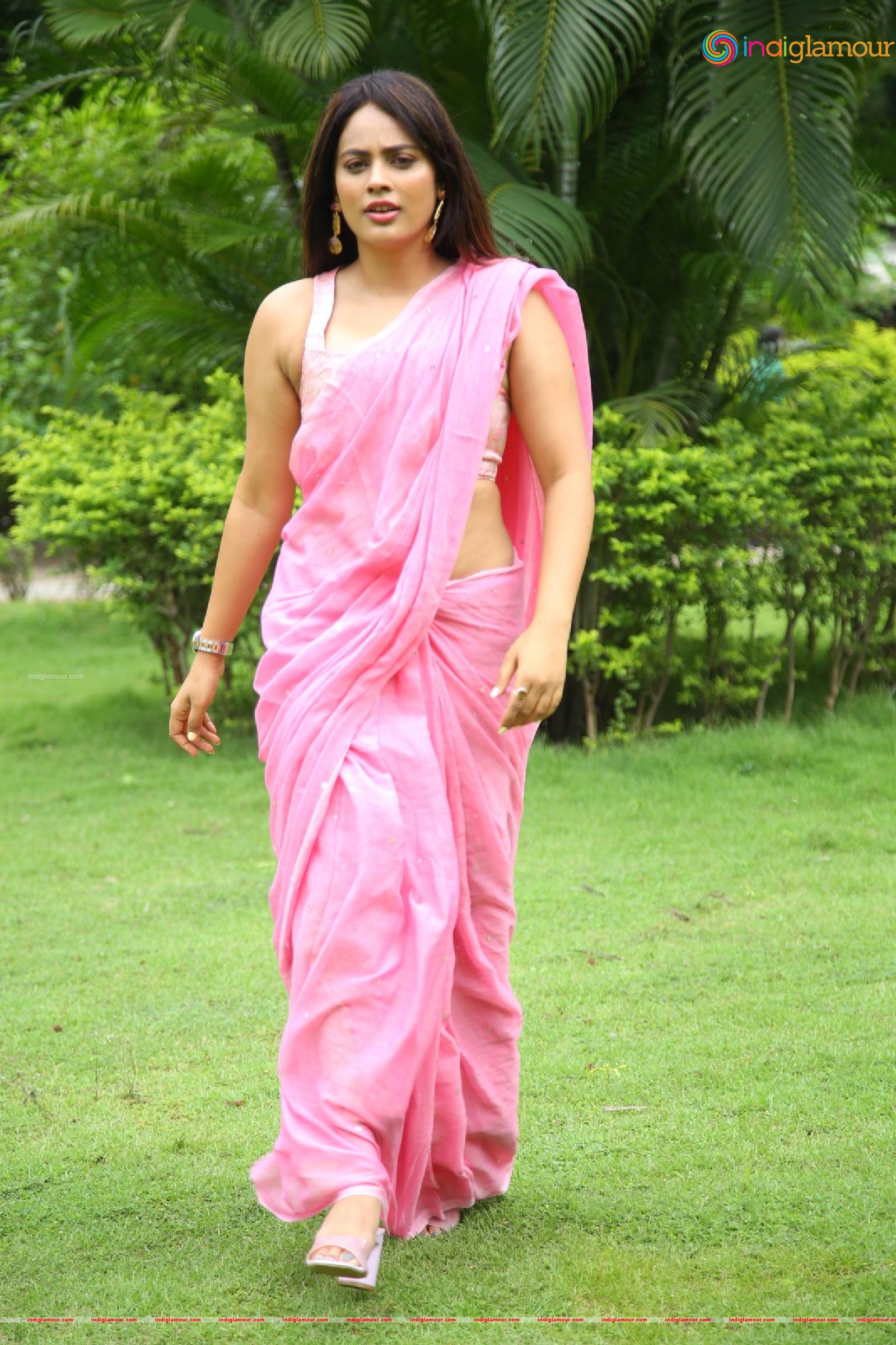 Nanditha Swetha Actress hd photo