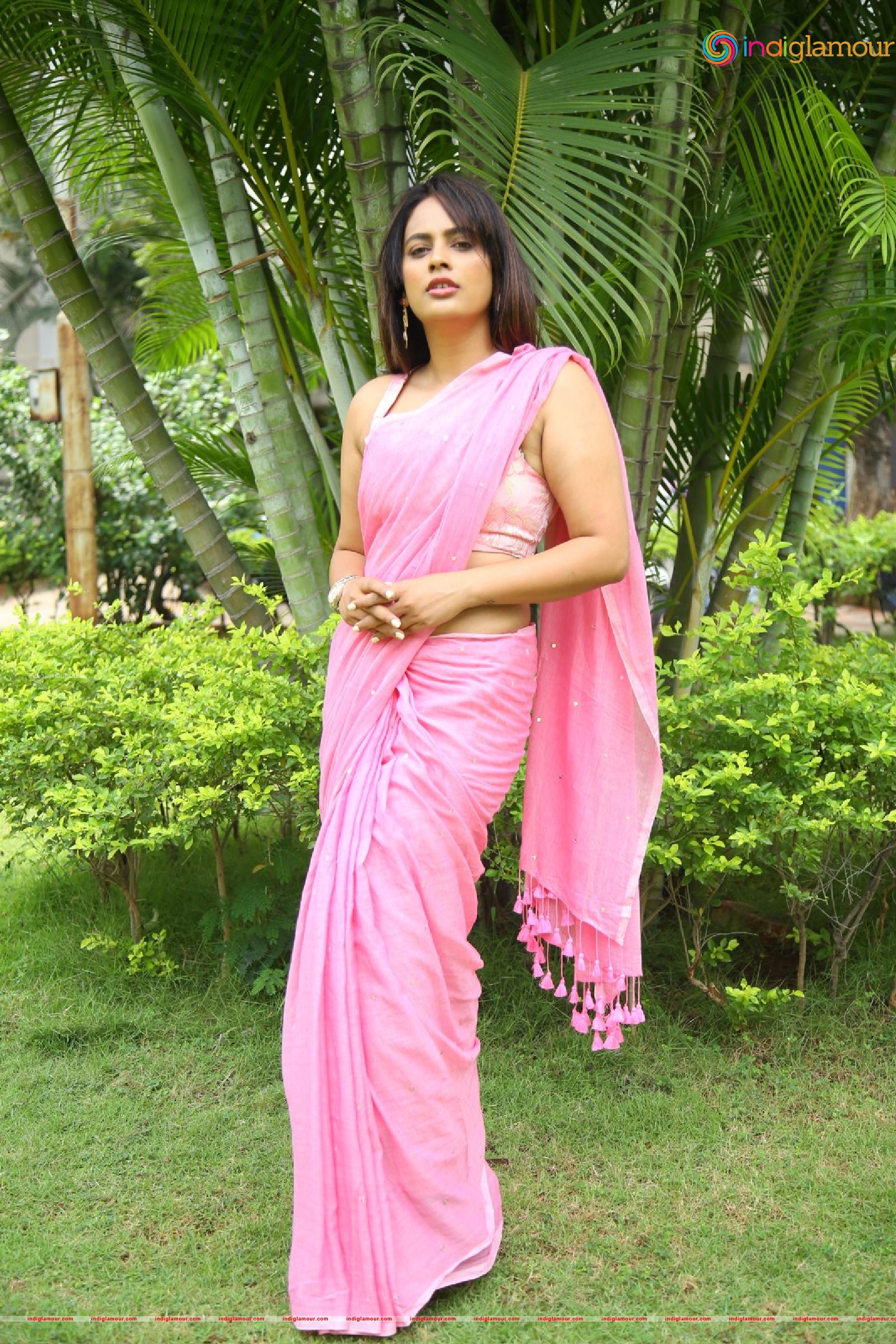 Nanditha Swetha Actress hd photo