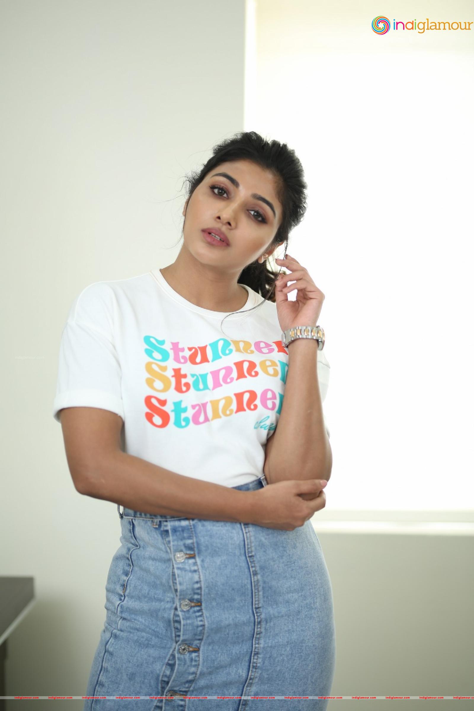 Mirnaa Actress hd photo