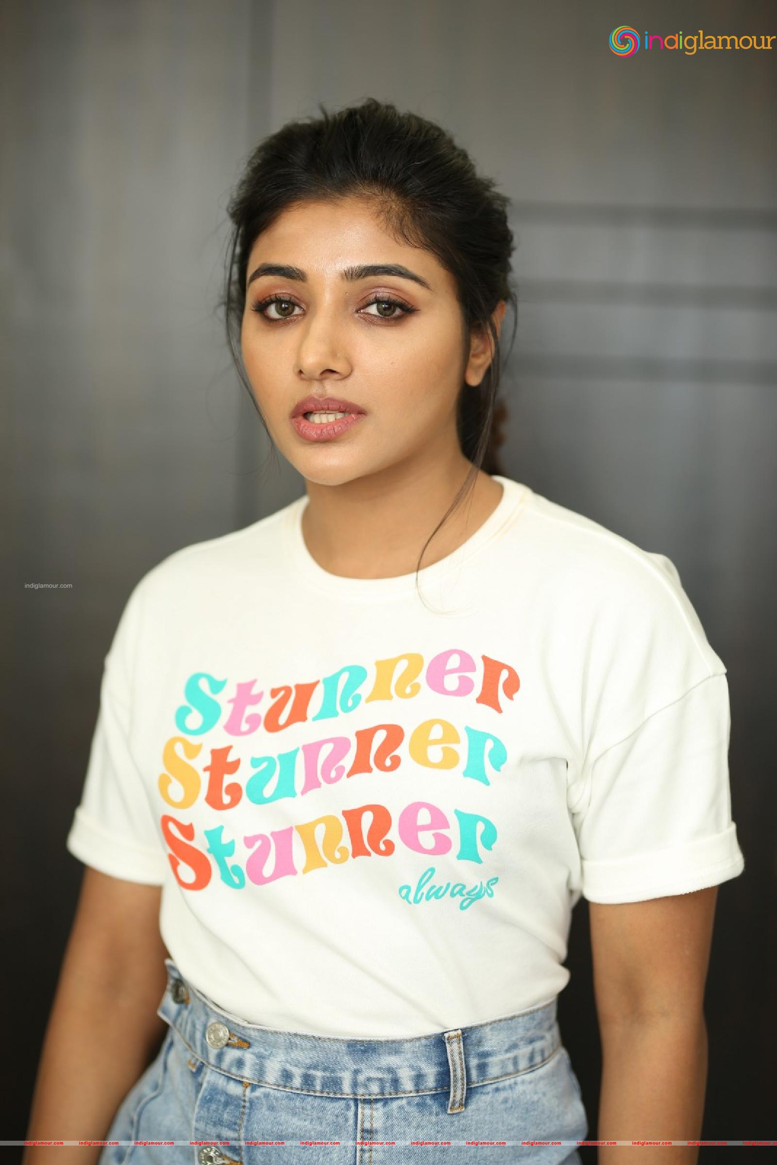 Mirnaa Actress hd photo