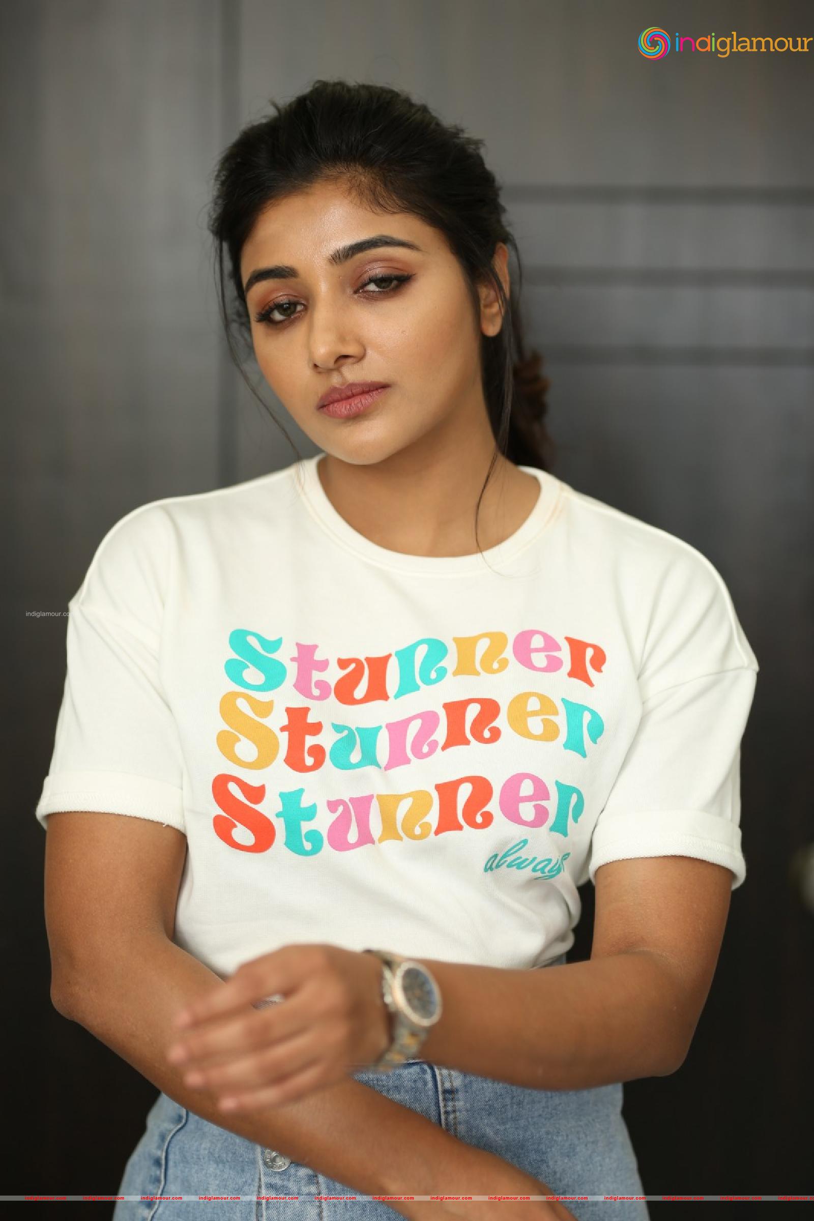 Mirnaa Actress hd photo