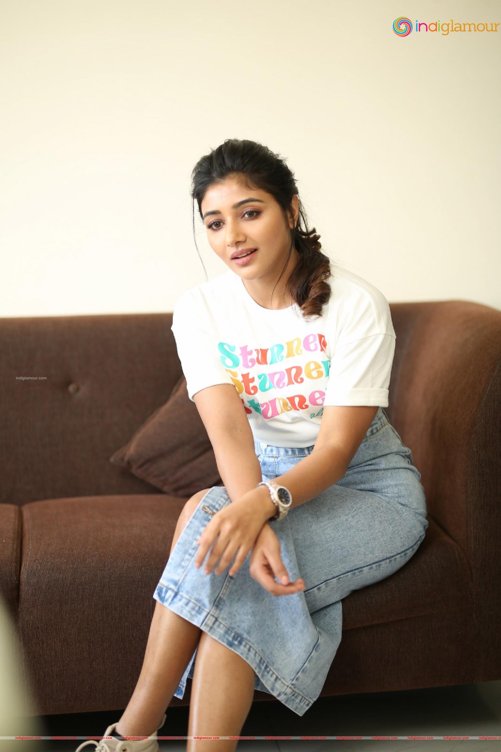 Mirnaa Actress hd photo