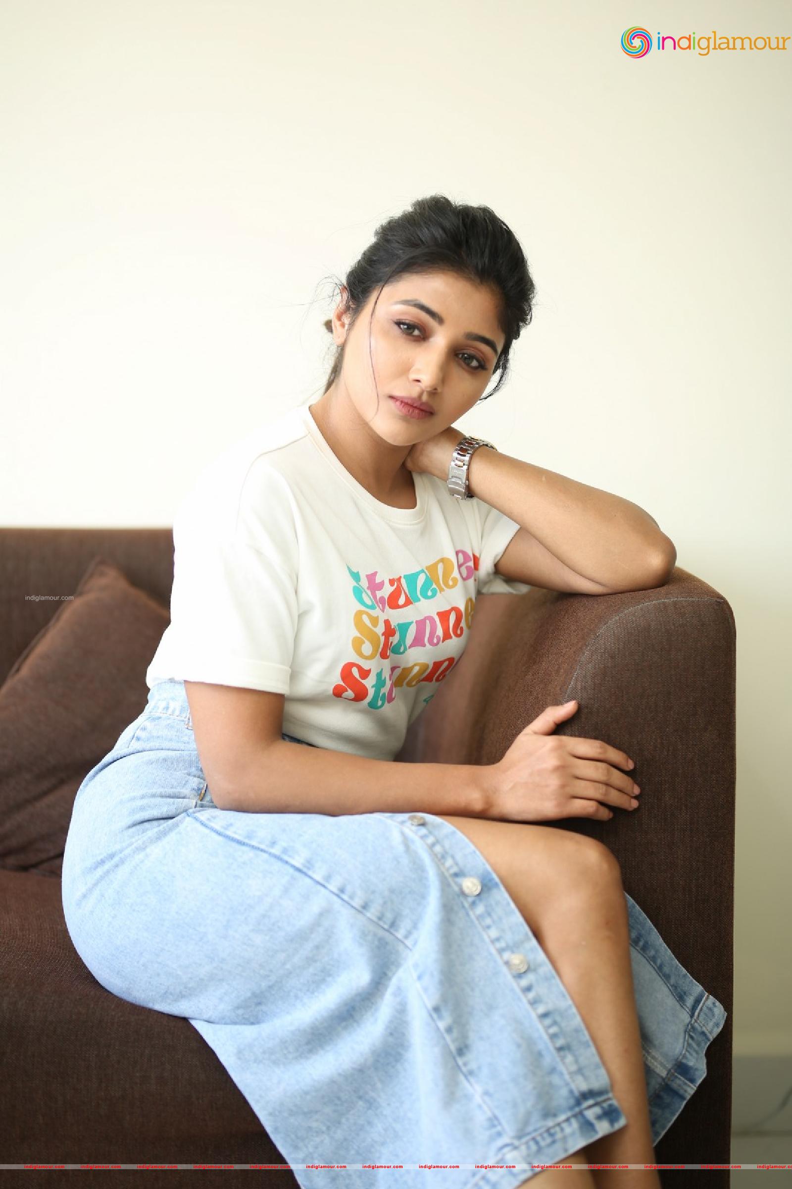 Mirnaa Actress hd photo