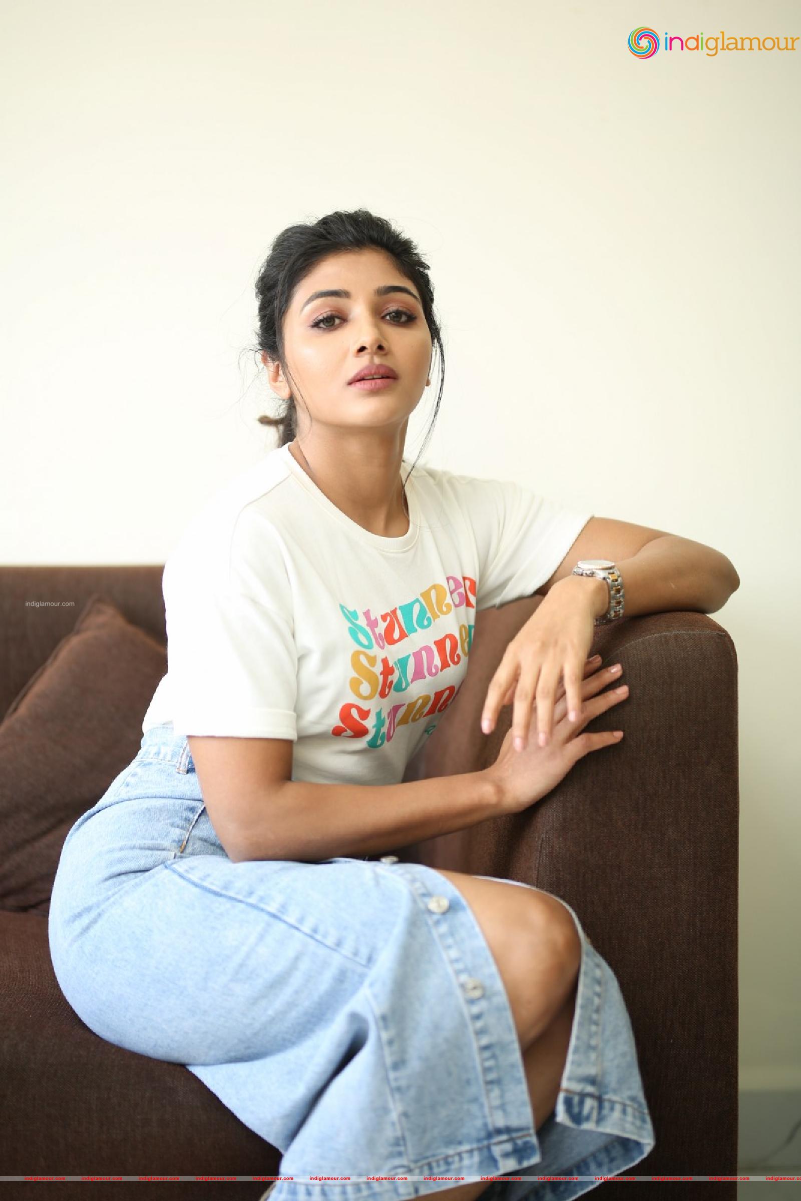 Mirnaa Actress hd photo
