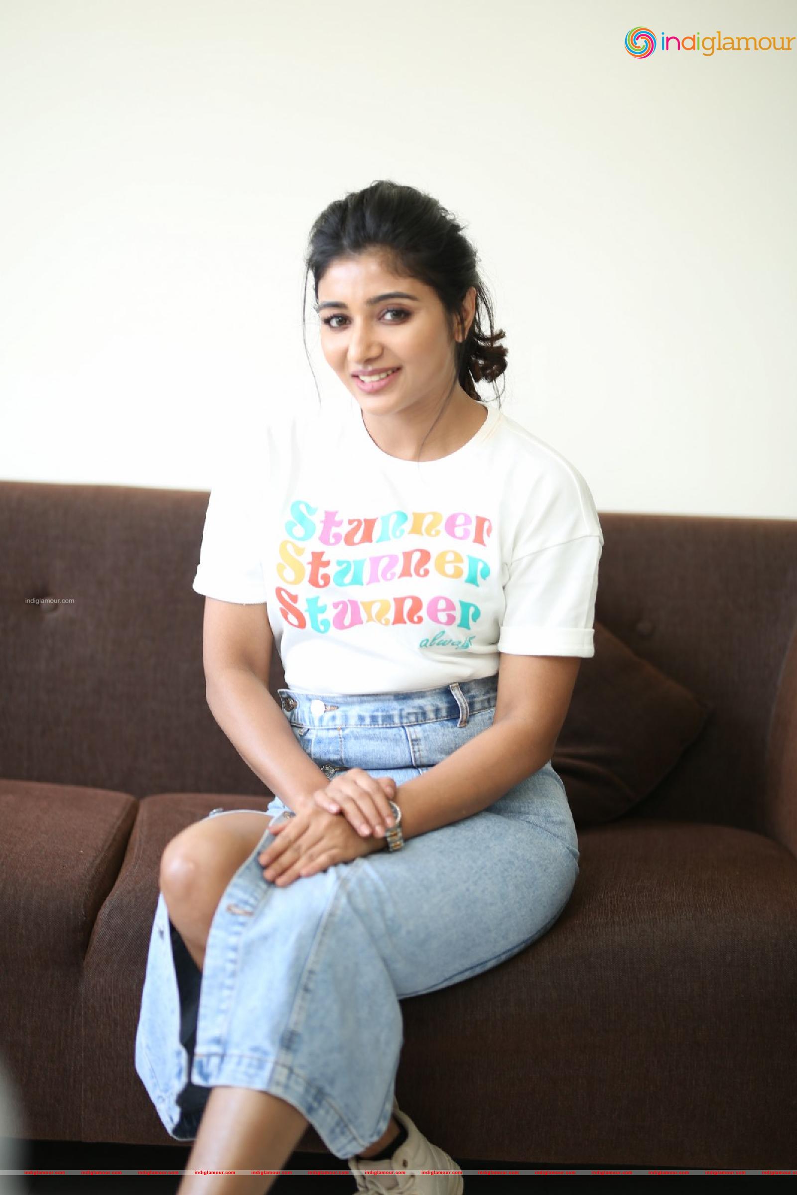 Mirnaa Actress hd photo