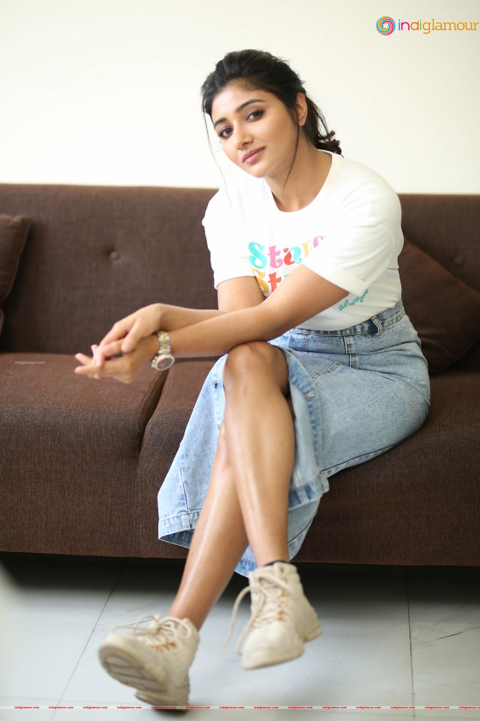 Mirnaa Actress hd photo