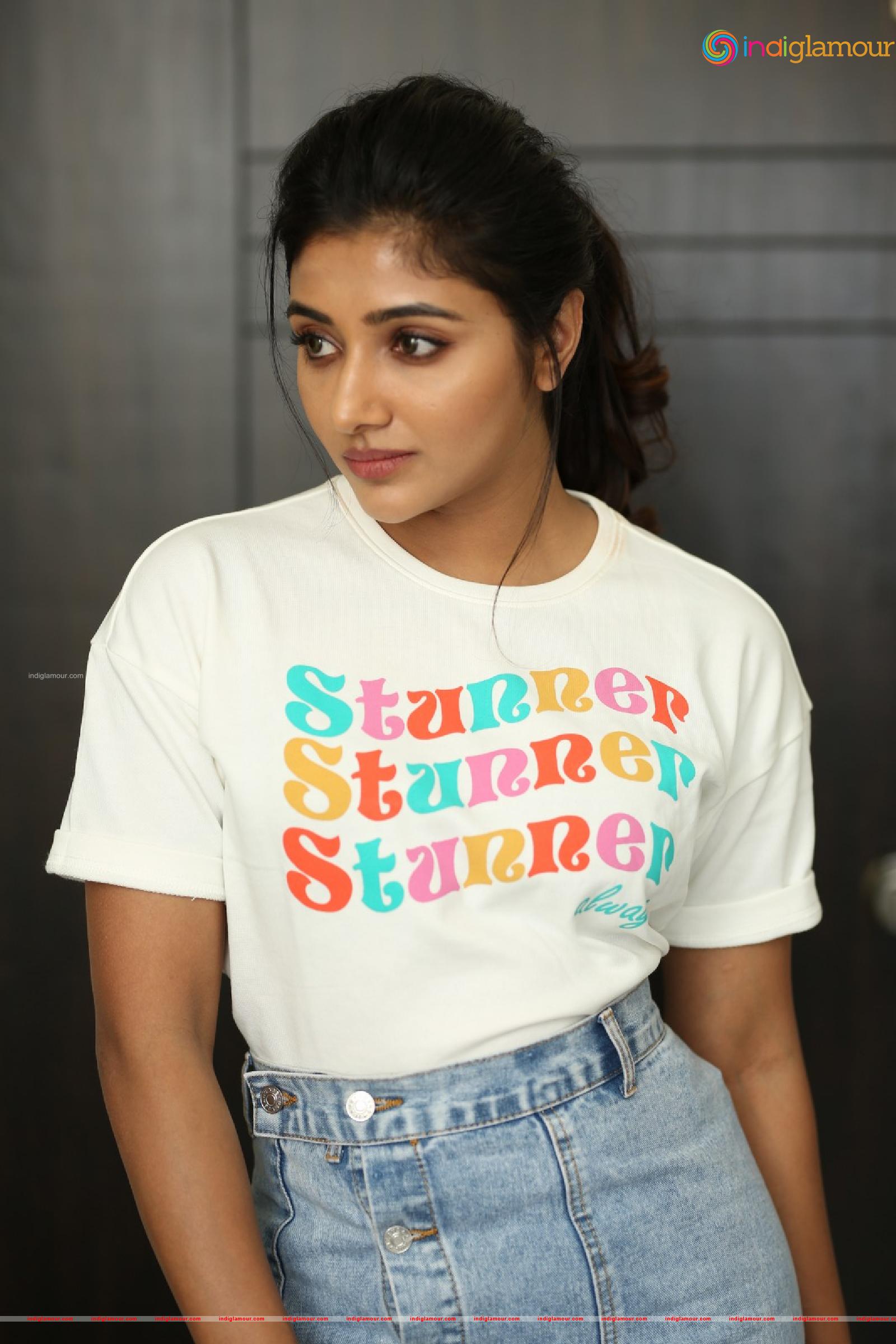Mirnaa Actress hd photo
