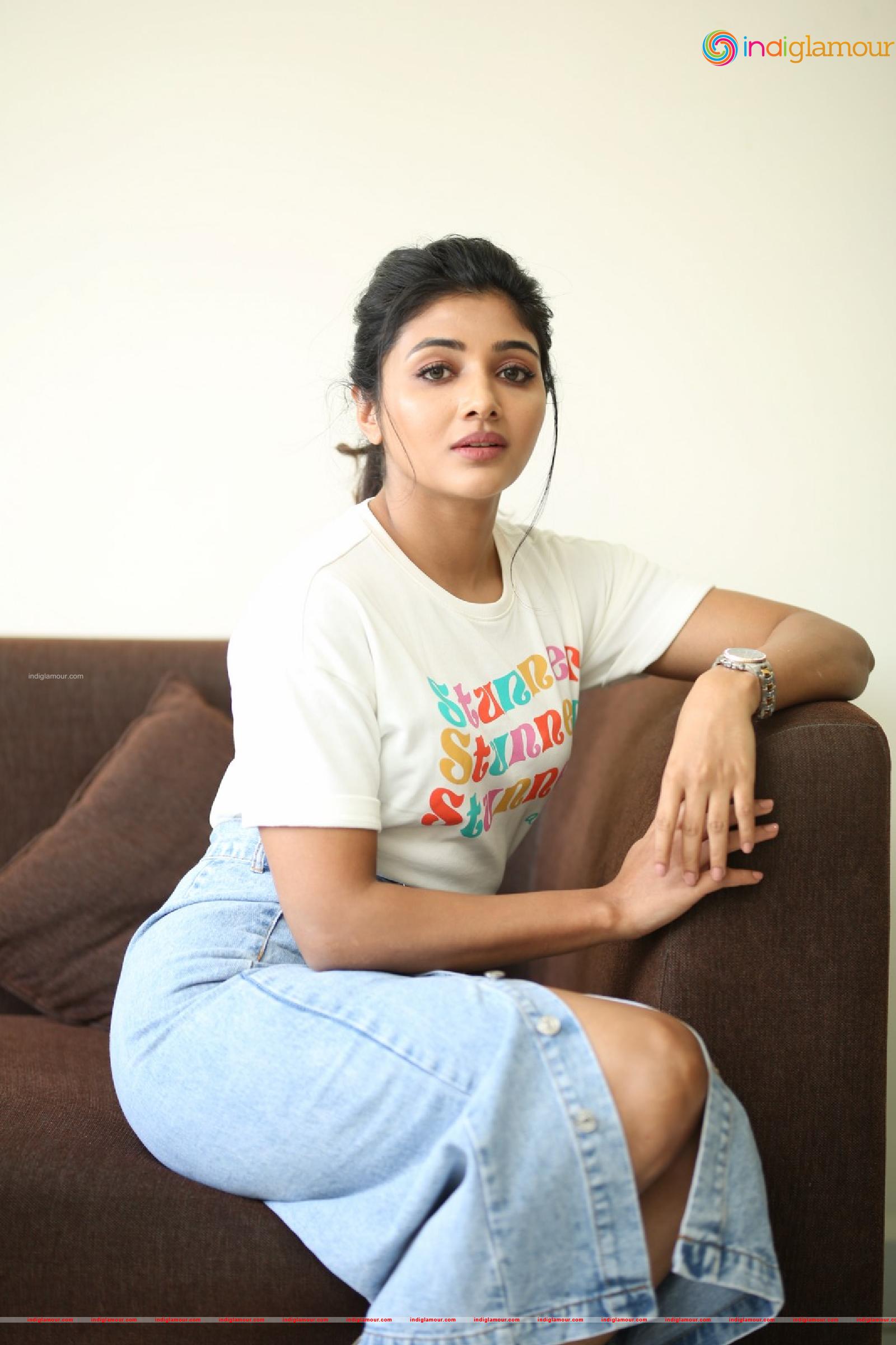 Mirnaa Actress hd photo