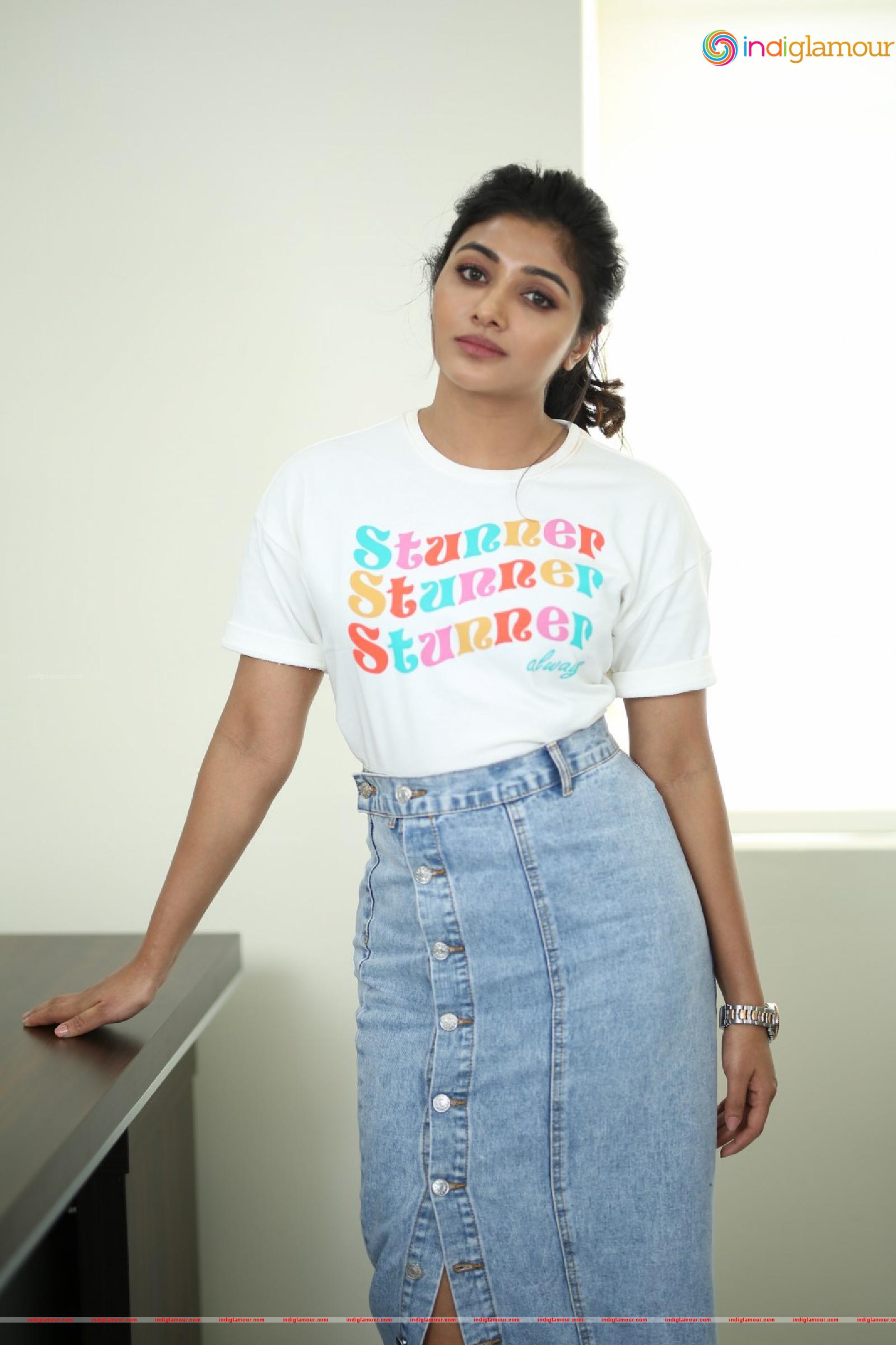Mirnaa Actress hd photo