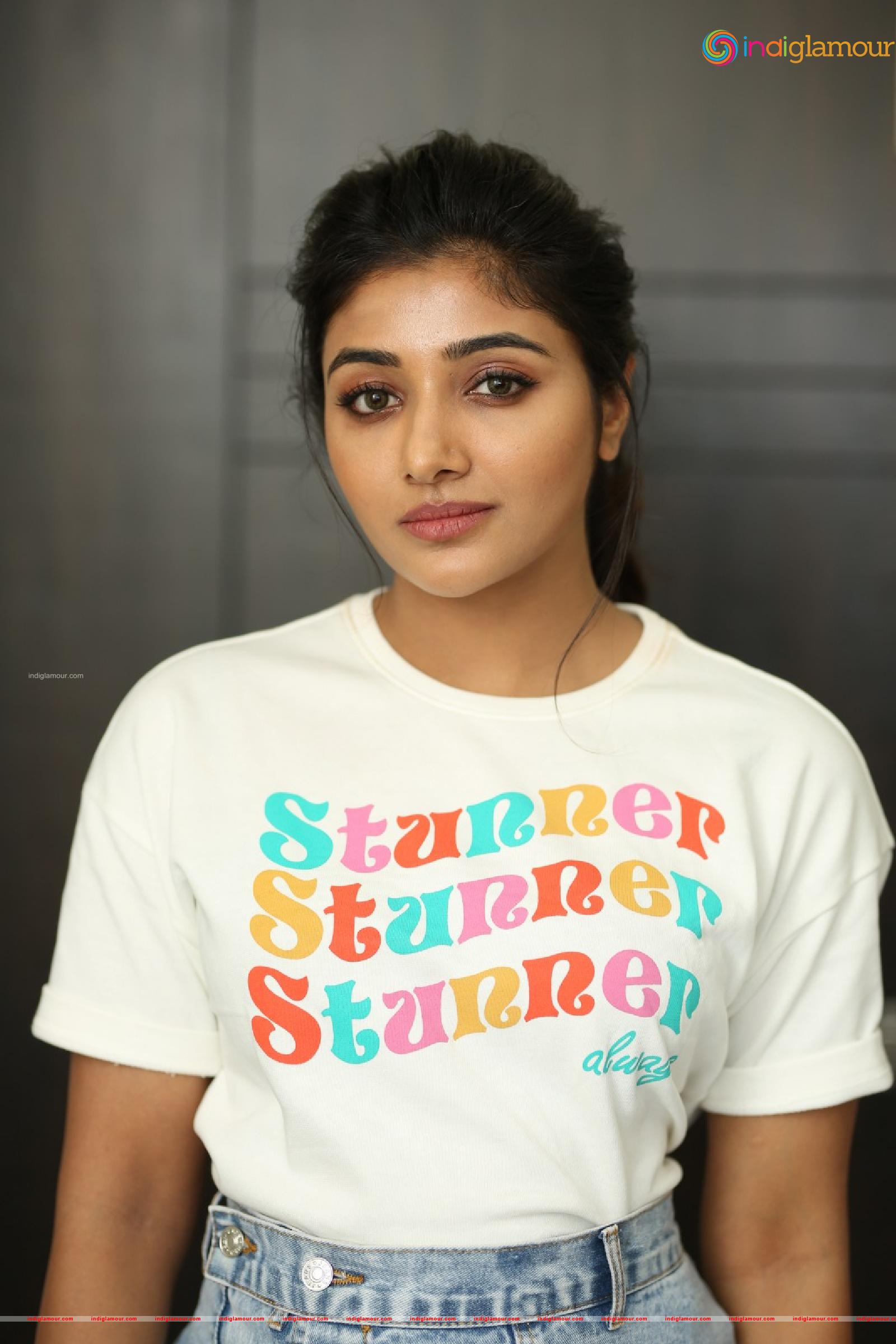 Mirnaa Actress hd photo