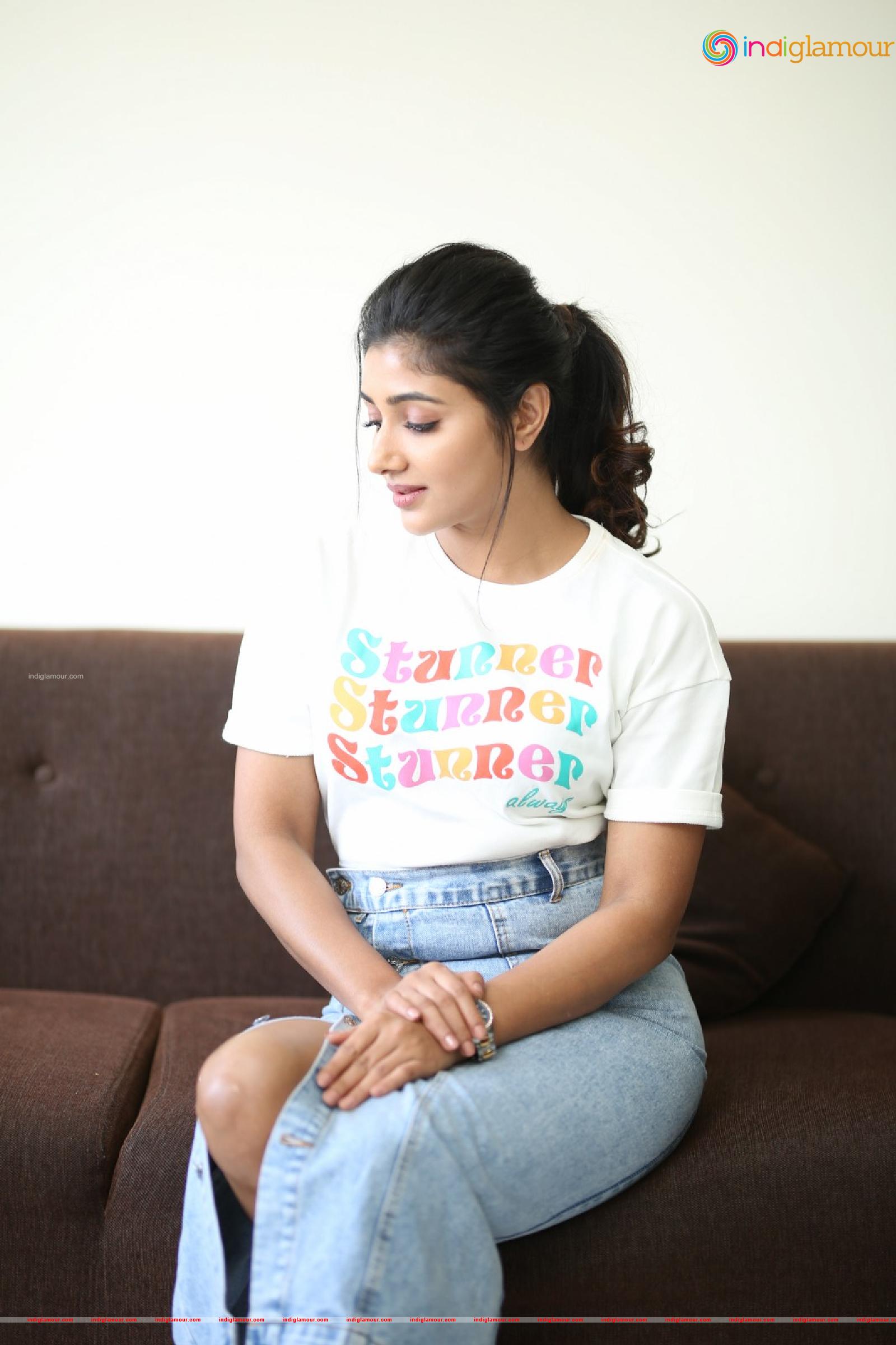 Mirnaa Actress hd photo