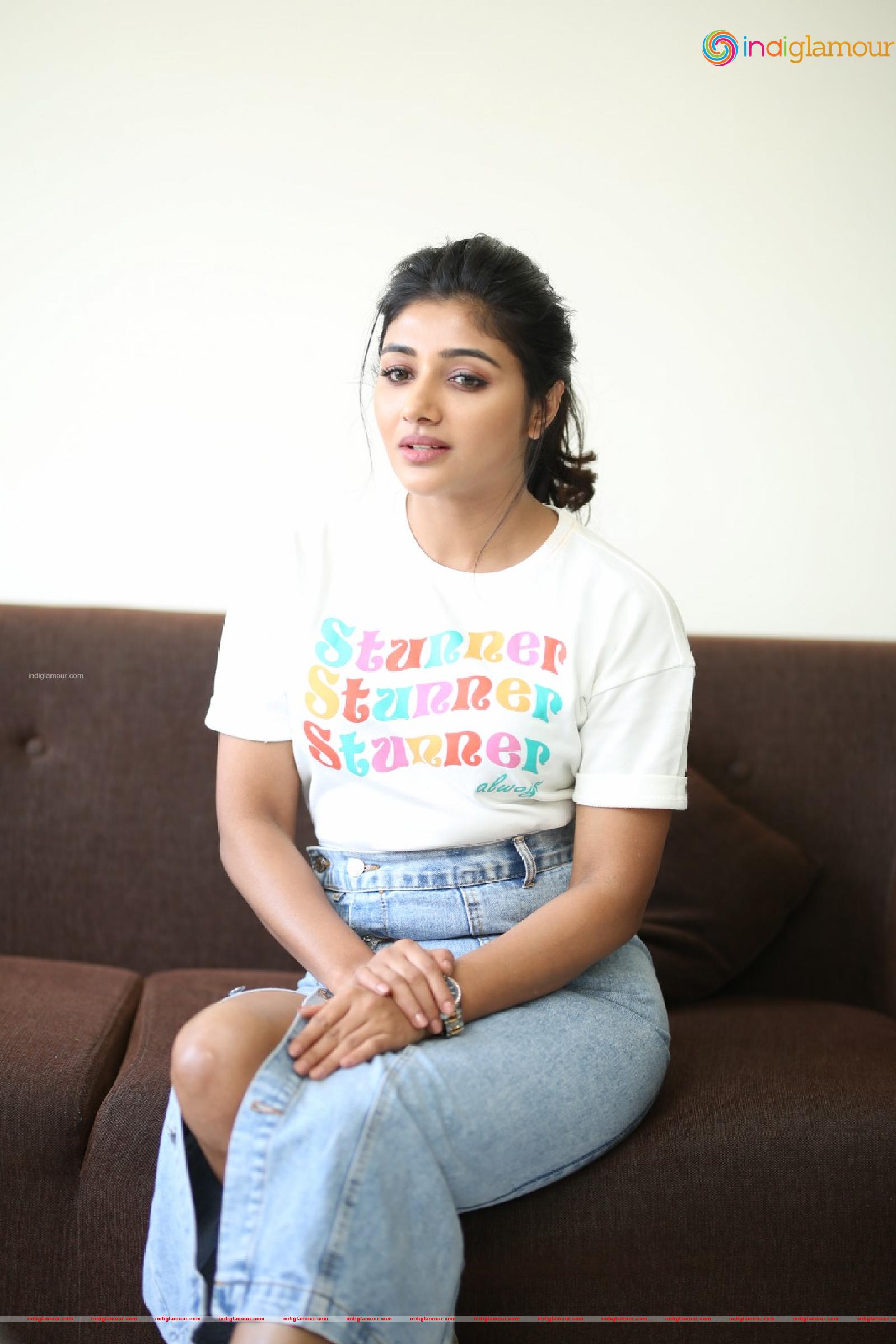 Mirnaa Actress hd photo